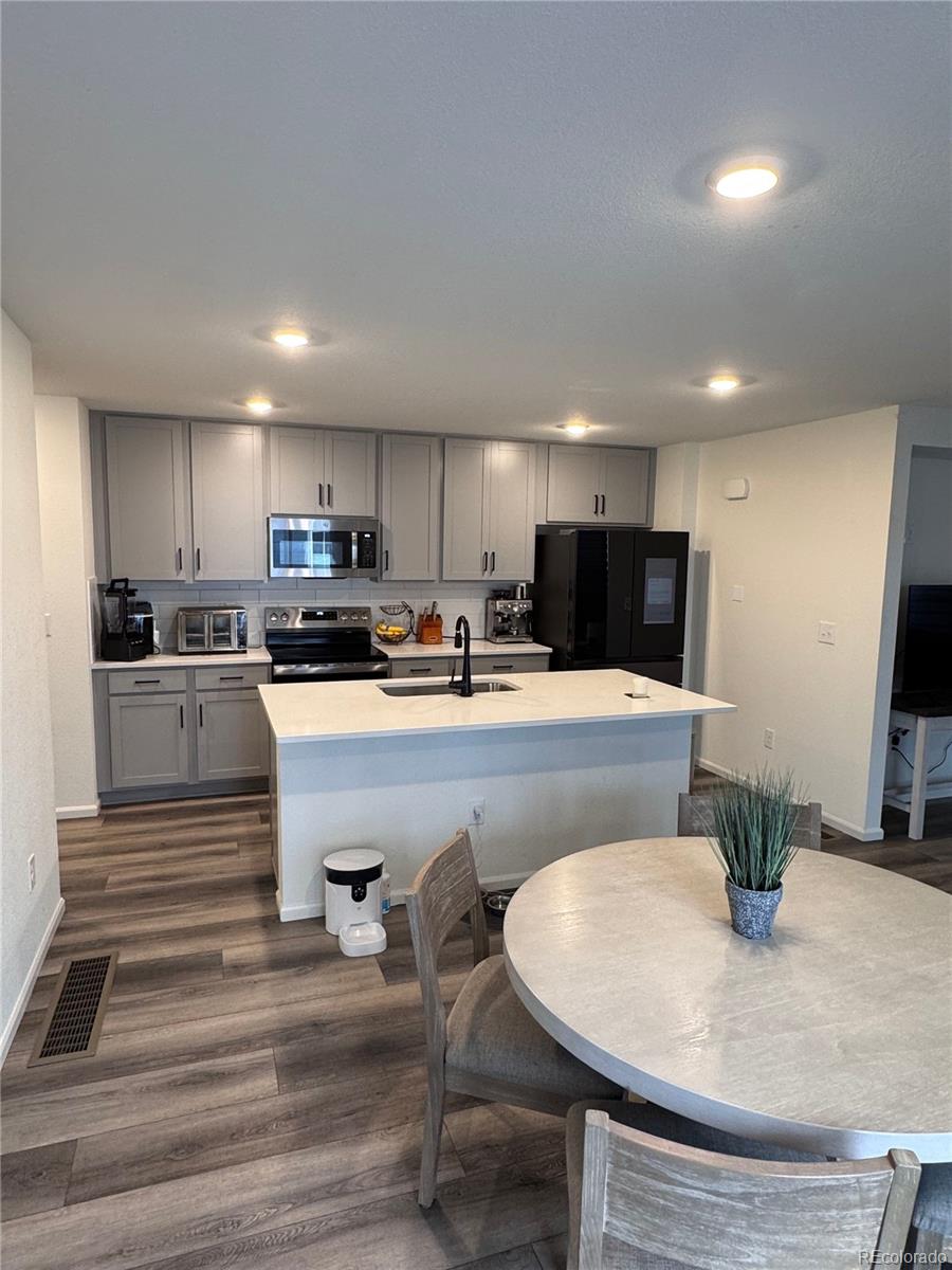 5768 Killarney Way, Aurora CO 80019