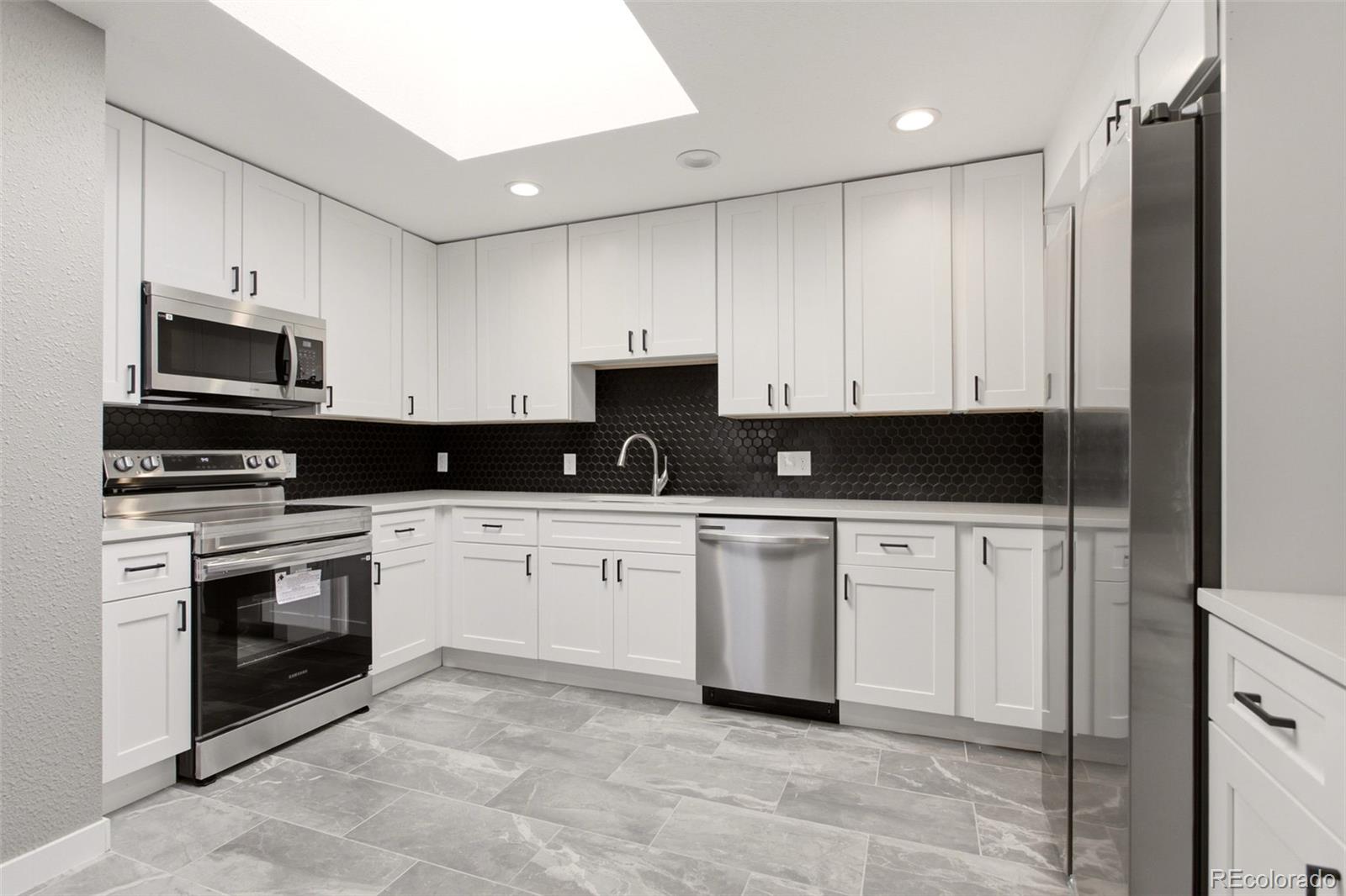 2170 E 90th Avenue, Thornton CO 80229