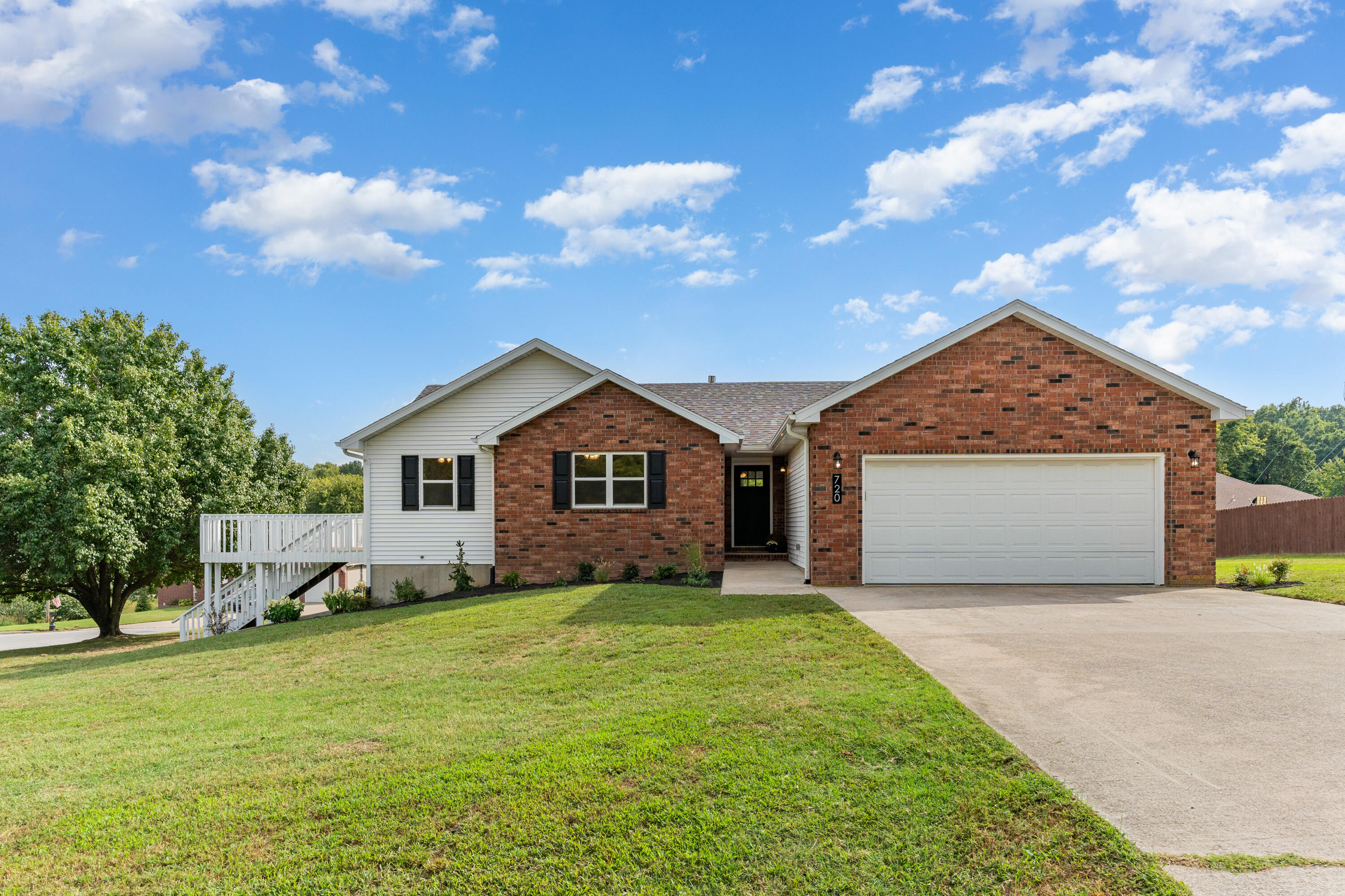 720 Banning Street, Marshfield MO 65706