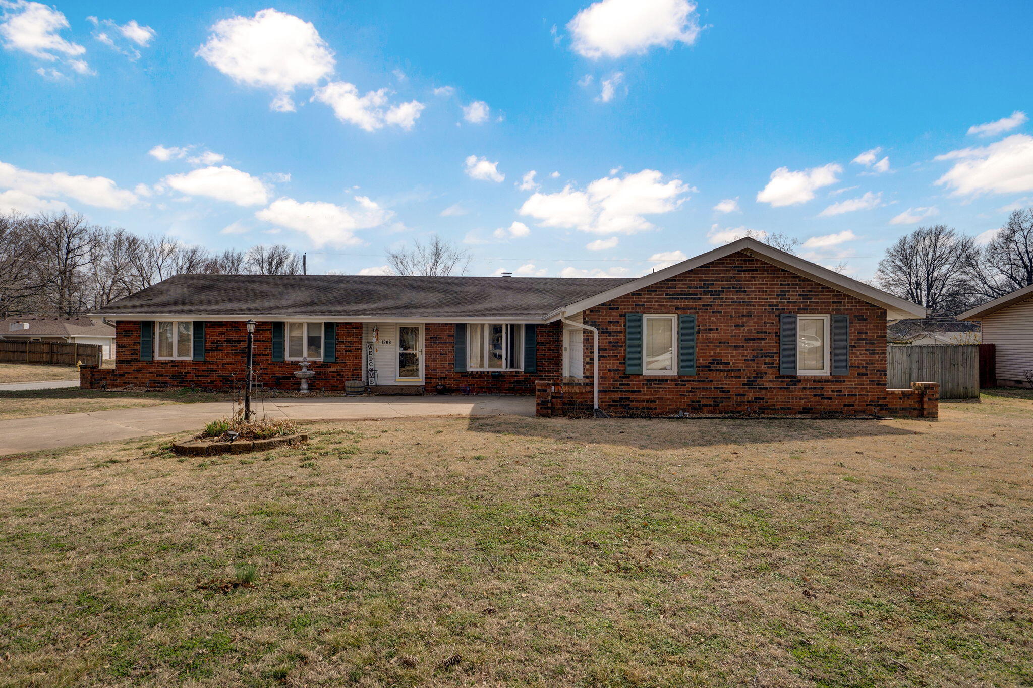 1308 W Swan Street, Springfield MO 65807