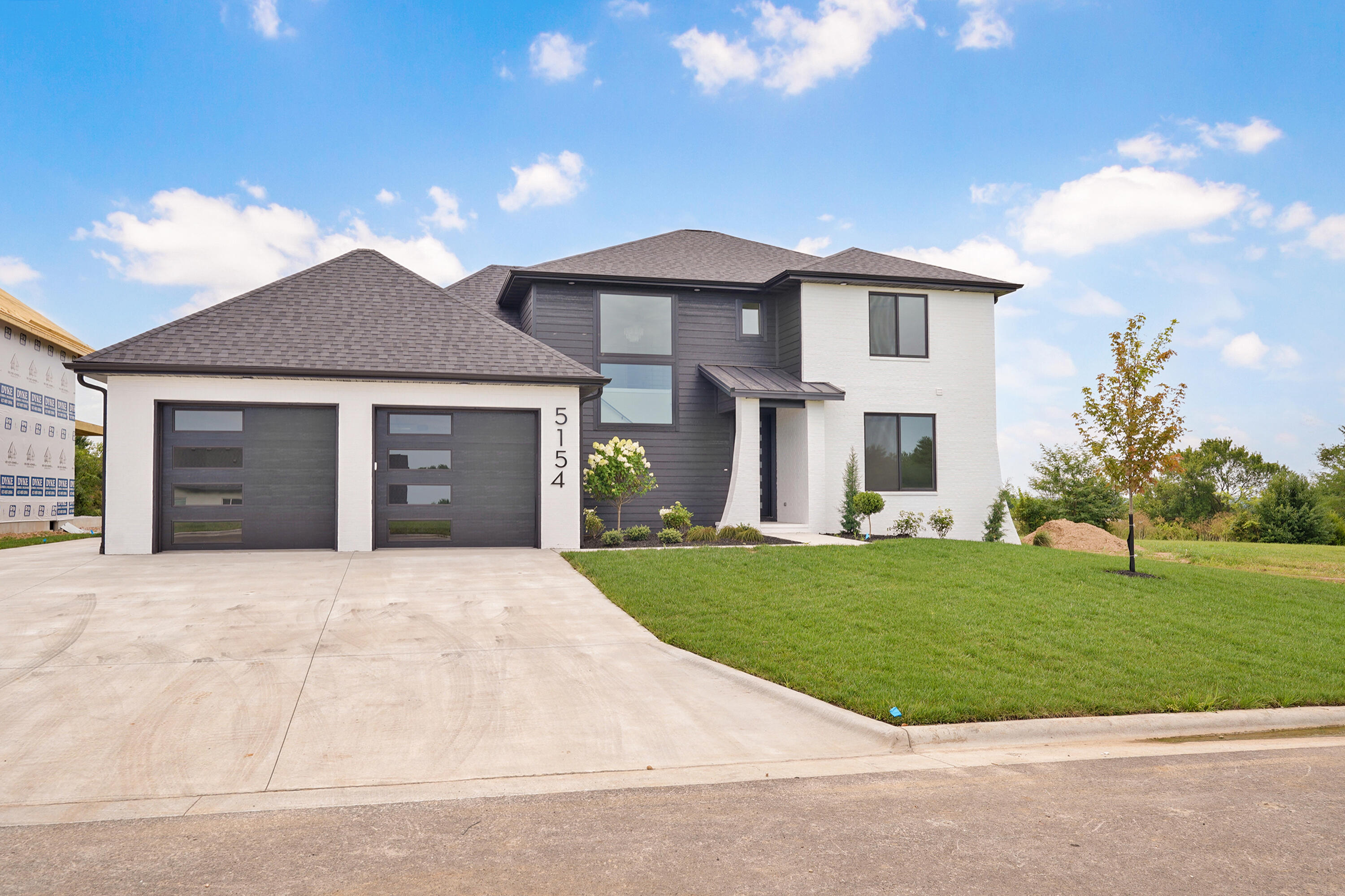 5154 N Seacrest Drive, Ozark MO 65721