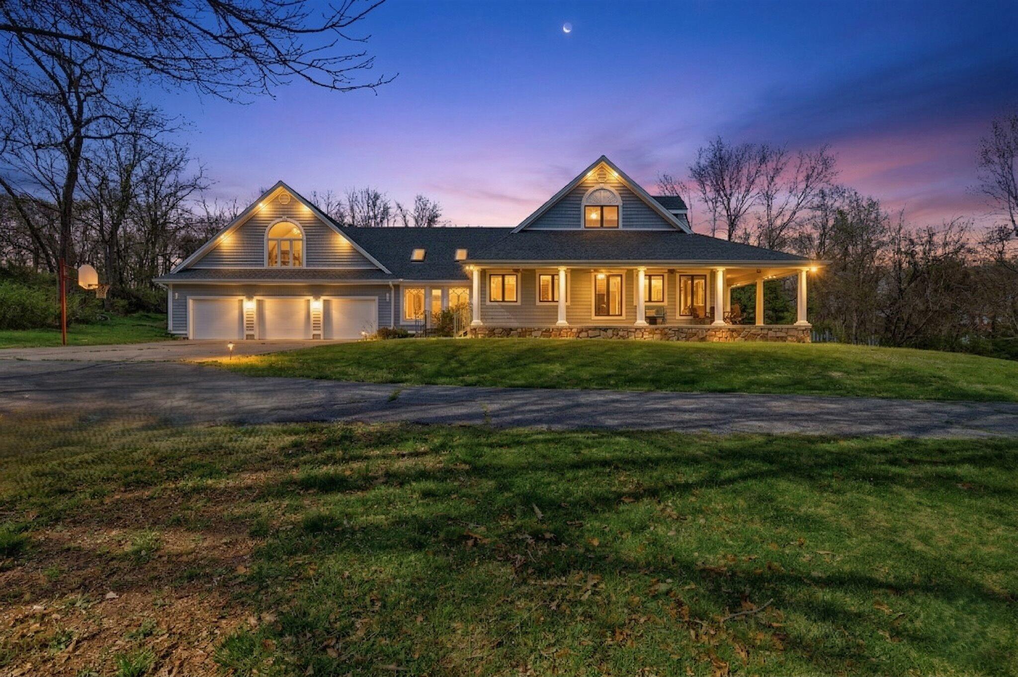 1753 W Camino Lane, Springfield MO 65810