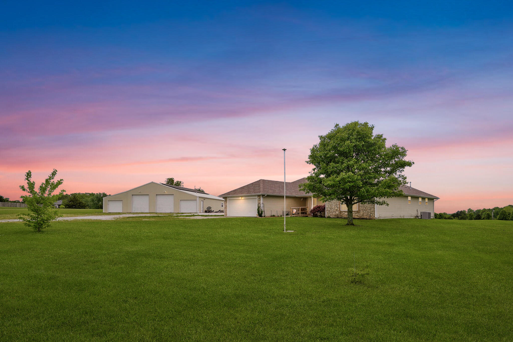 150 Shelbrae Lane, Clever MO 65631