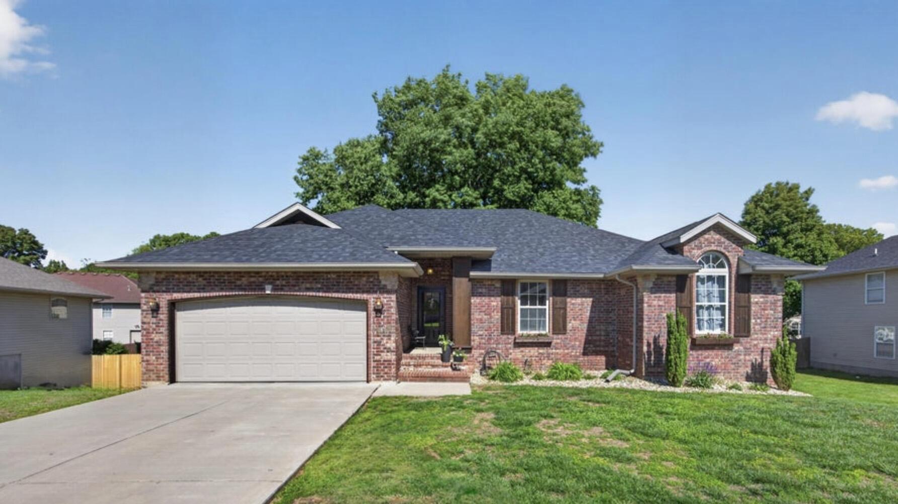 2309 S 12th Street, Ozark MO 65721