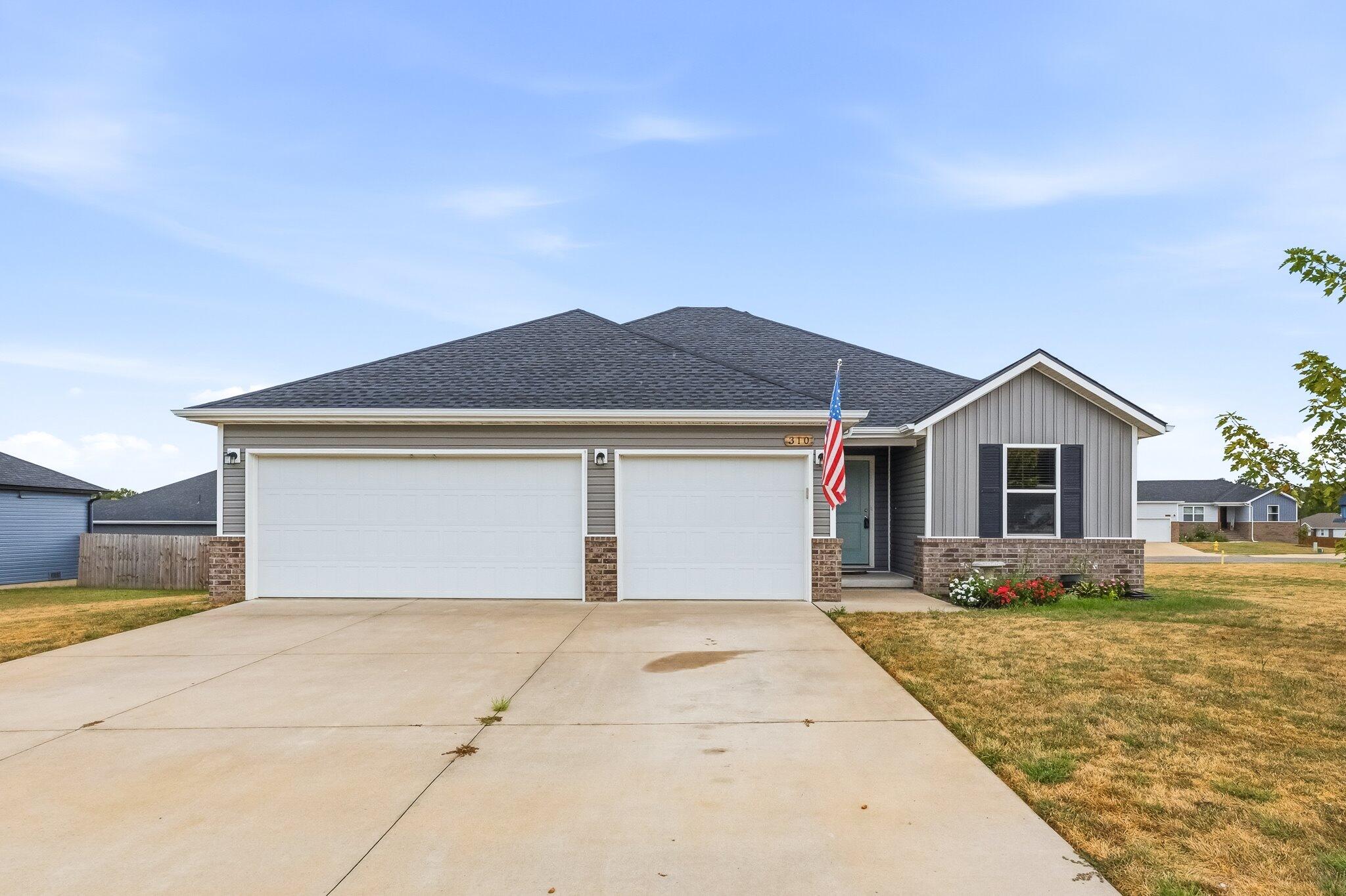 310 W Granada Street, Republic MO 65738