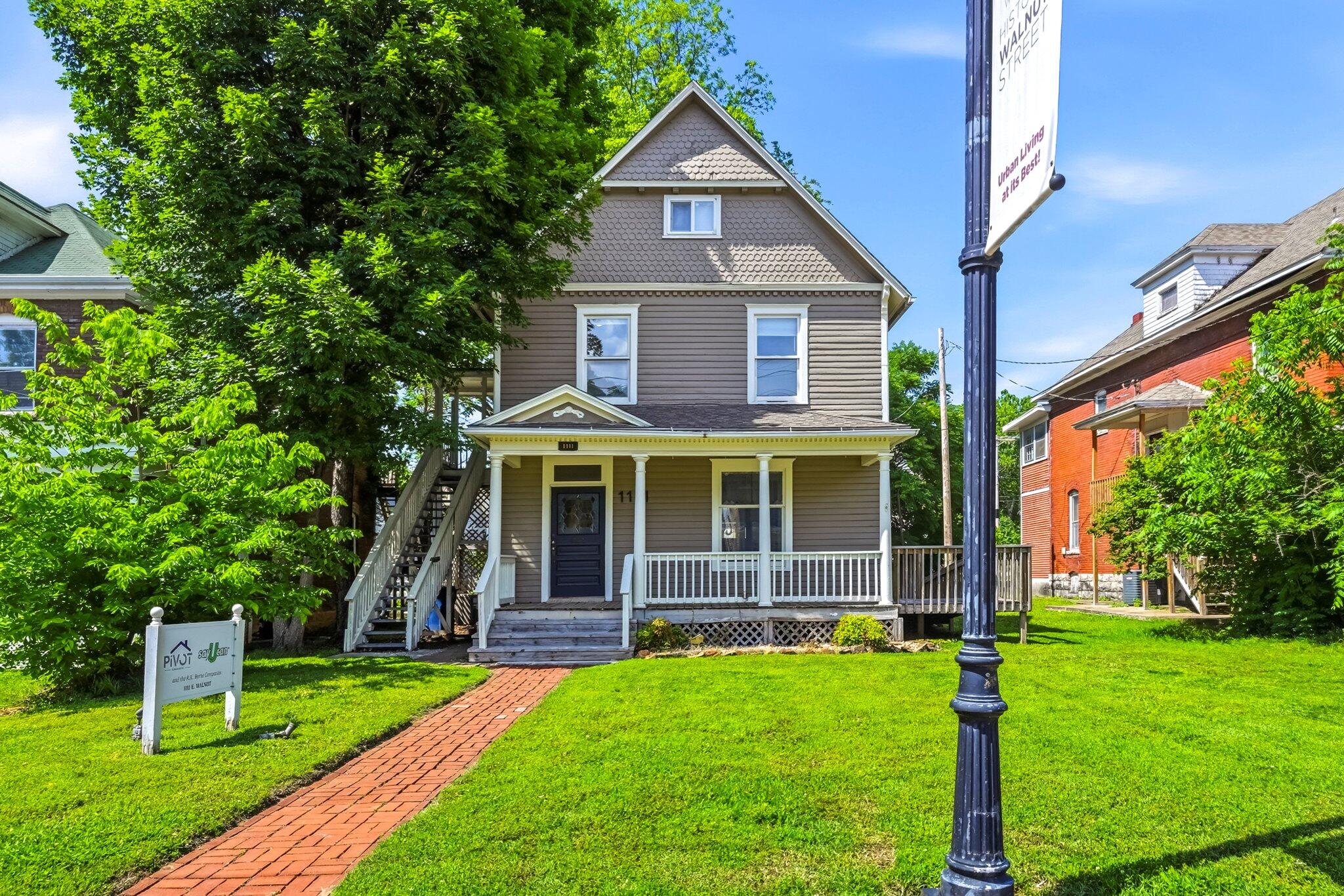 1111 E Walnut Street, Springfield MO 65806