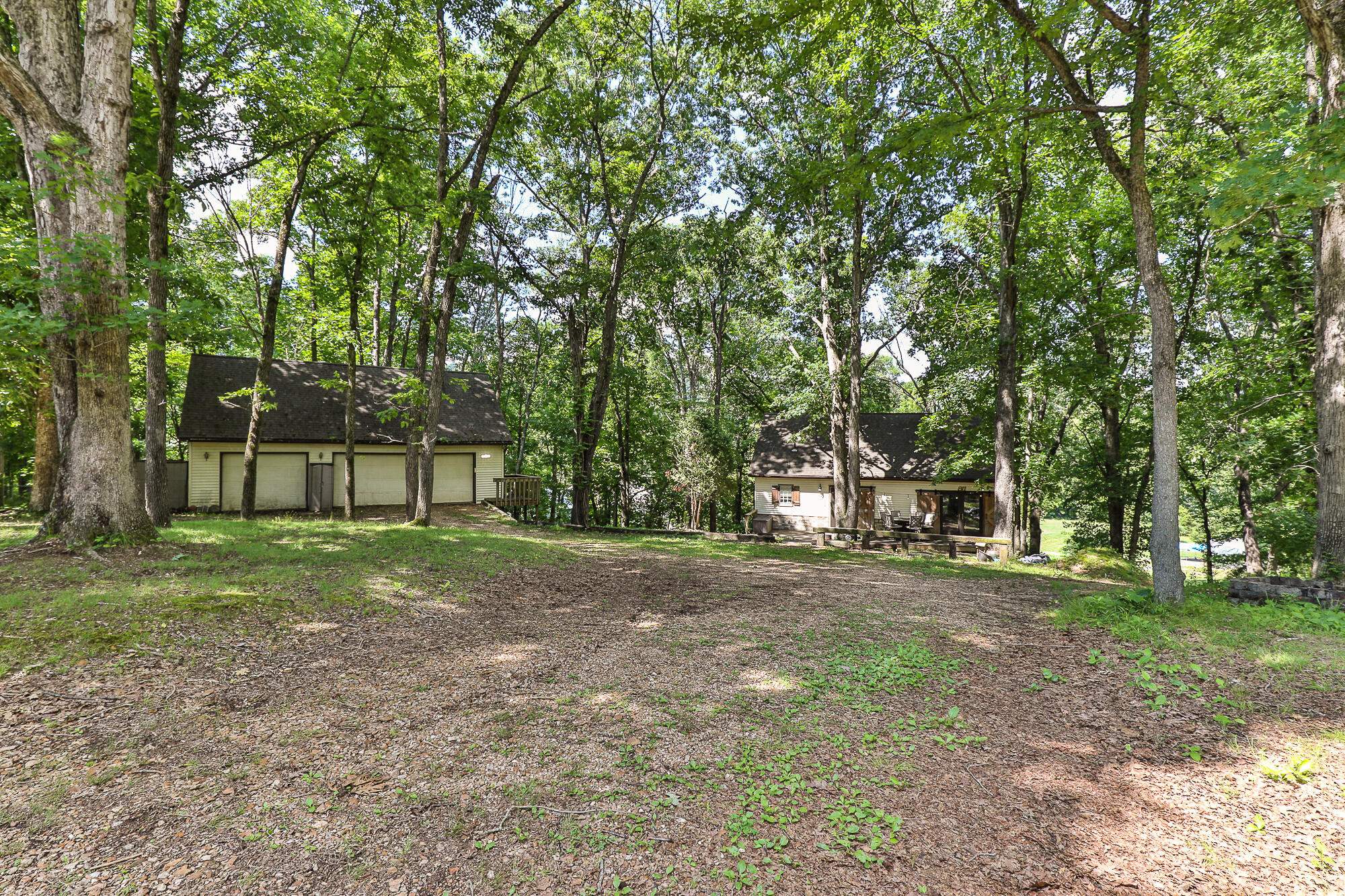 811 Rainbow Valley Drive, Highlandville MO 65669