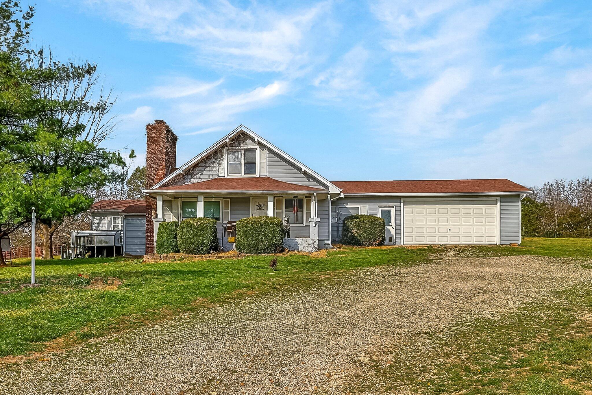 3735 Meyers Hollow Road, Marshfield MO 65706