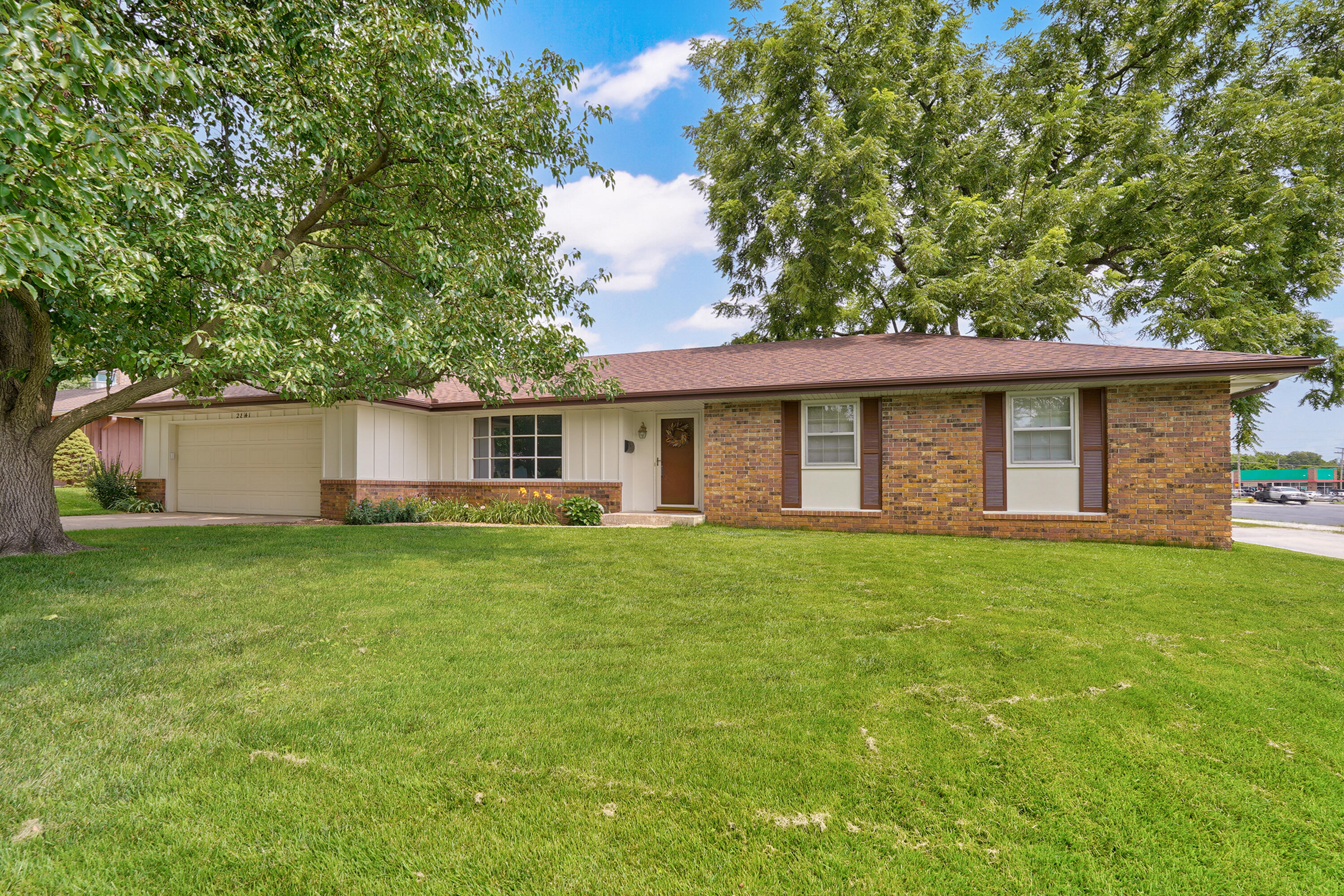 2841 E Normandy Street, Springfield MO 65804