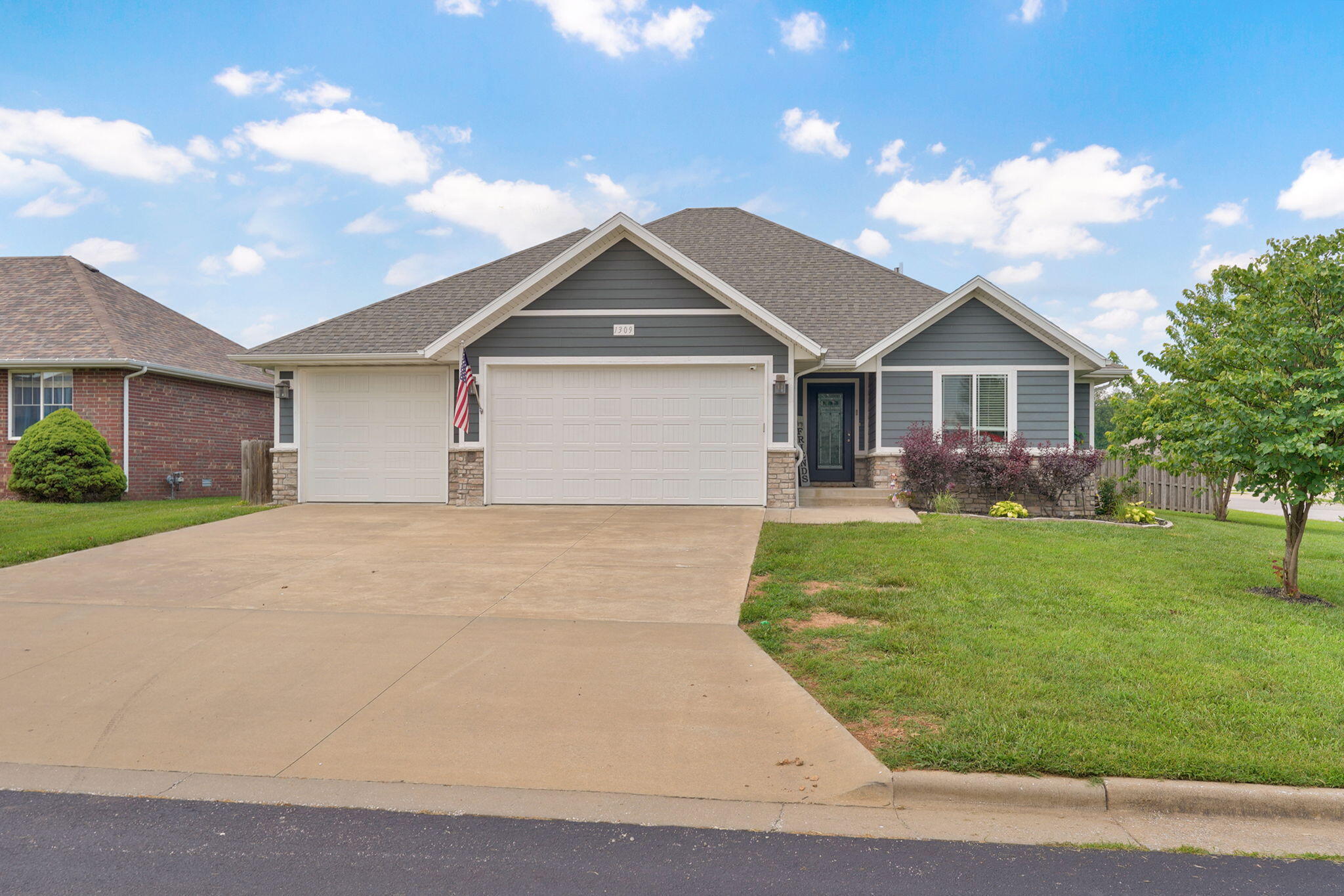 1309 S Appomattox Avenue, Republic MO 65738