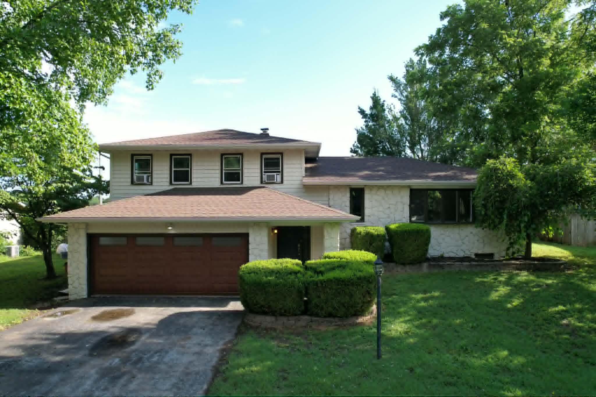 1017 W Meadowview Lane, Republic MO 65738