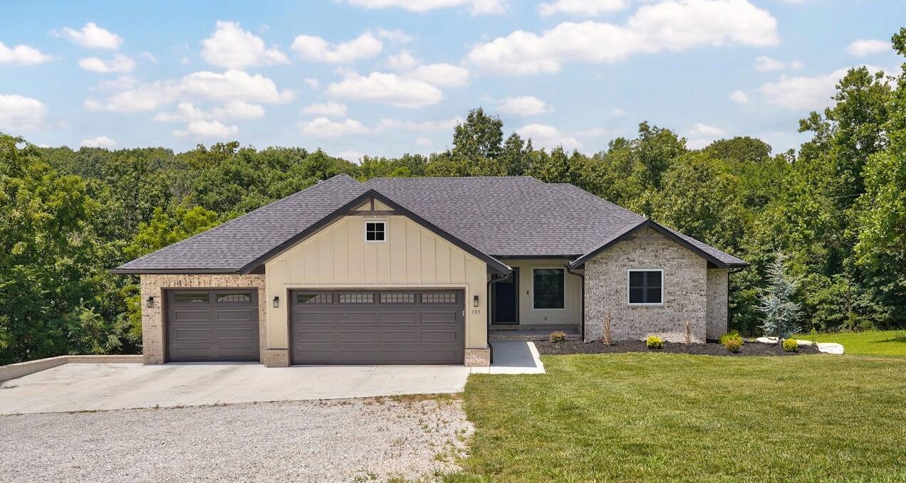385 Plumtree Drive, Ozark MO 65721