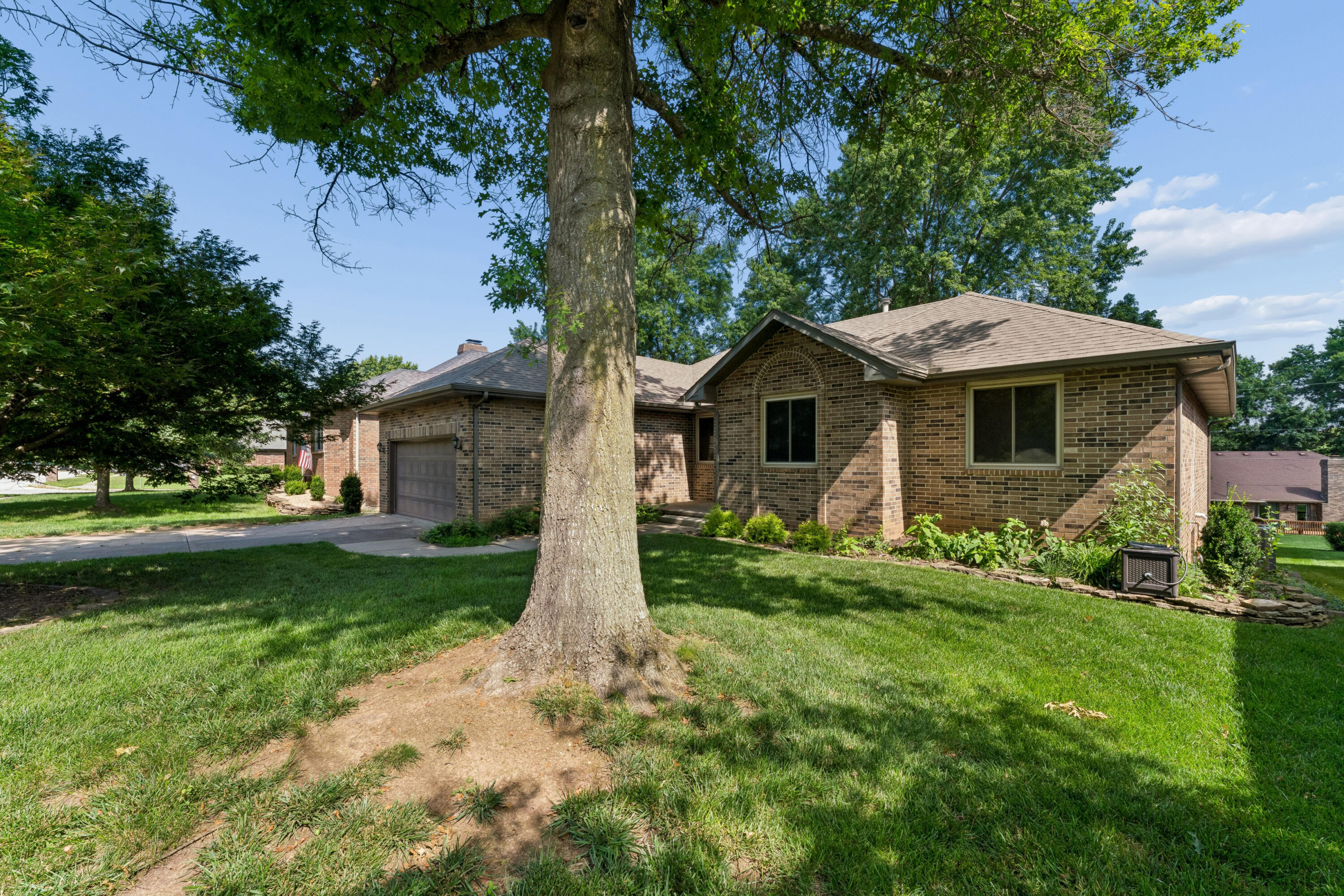 4107 E Latoka Street, Springfield MO 65809
