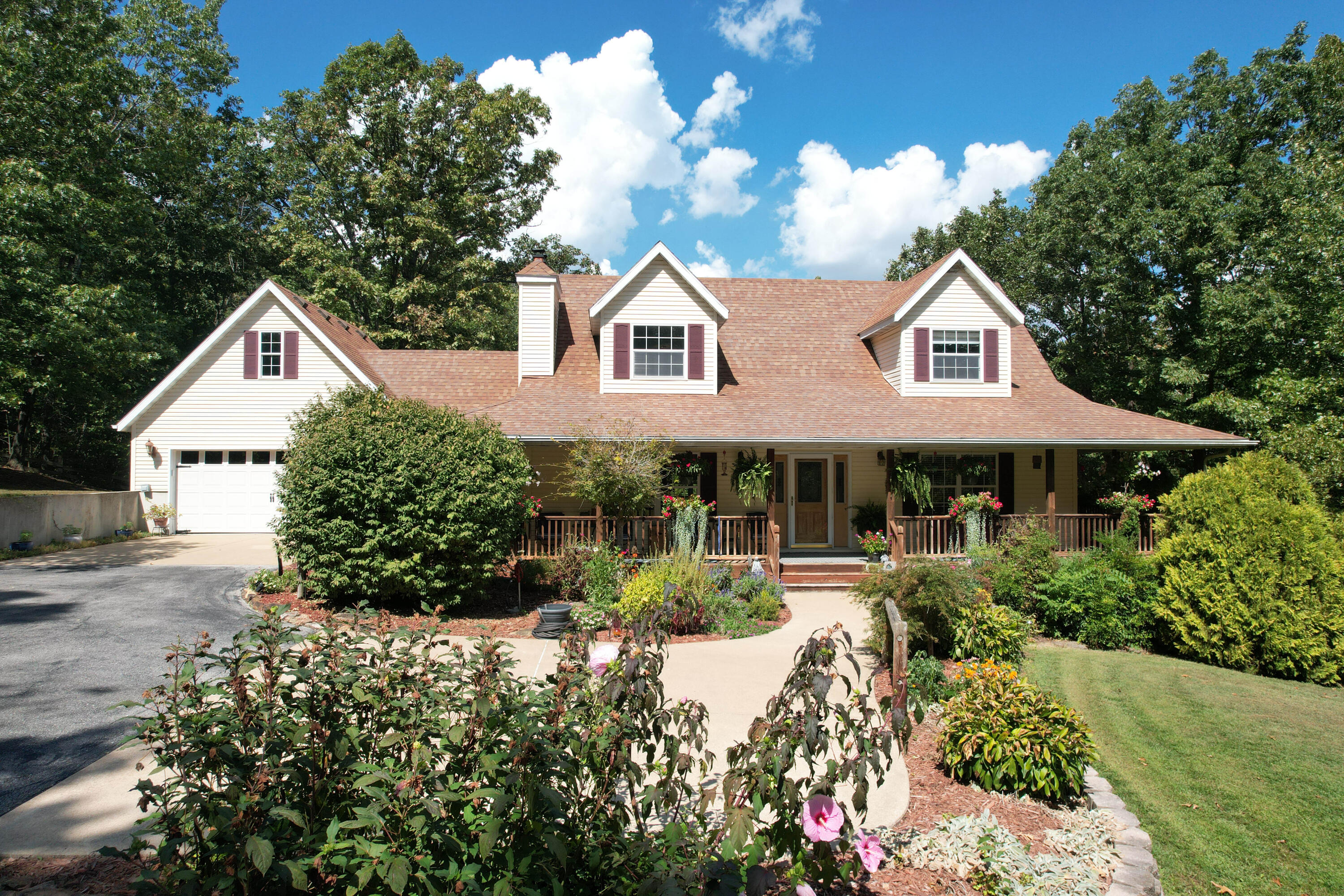 7502 N State Highway 125, Strafford MO 65757