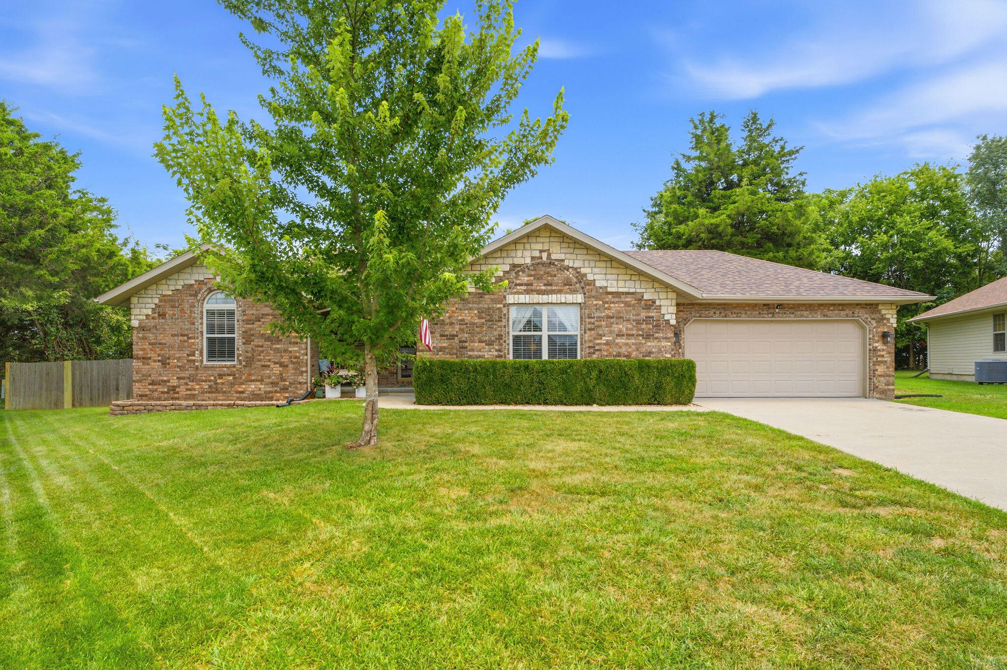 247 Bradley Court, Highlandville MO 65669
