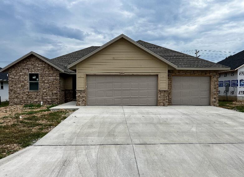 934 S Pindall Lane, Nixa MO 65714