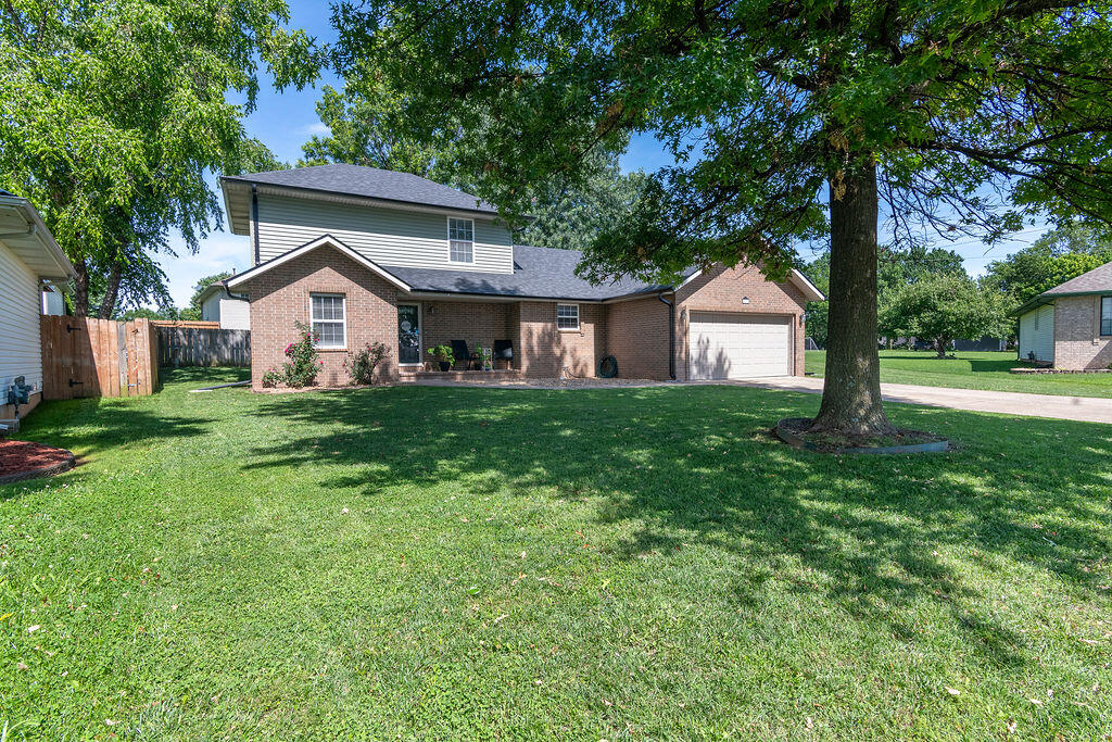 3283 N Nixon Avenue, Springfield MO 65803