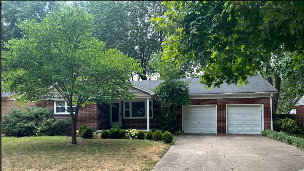 1455 S Barnes Avenue, Springfield MO 65804