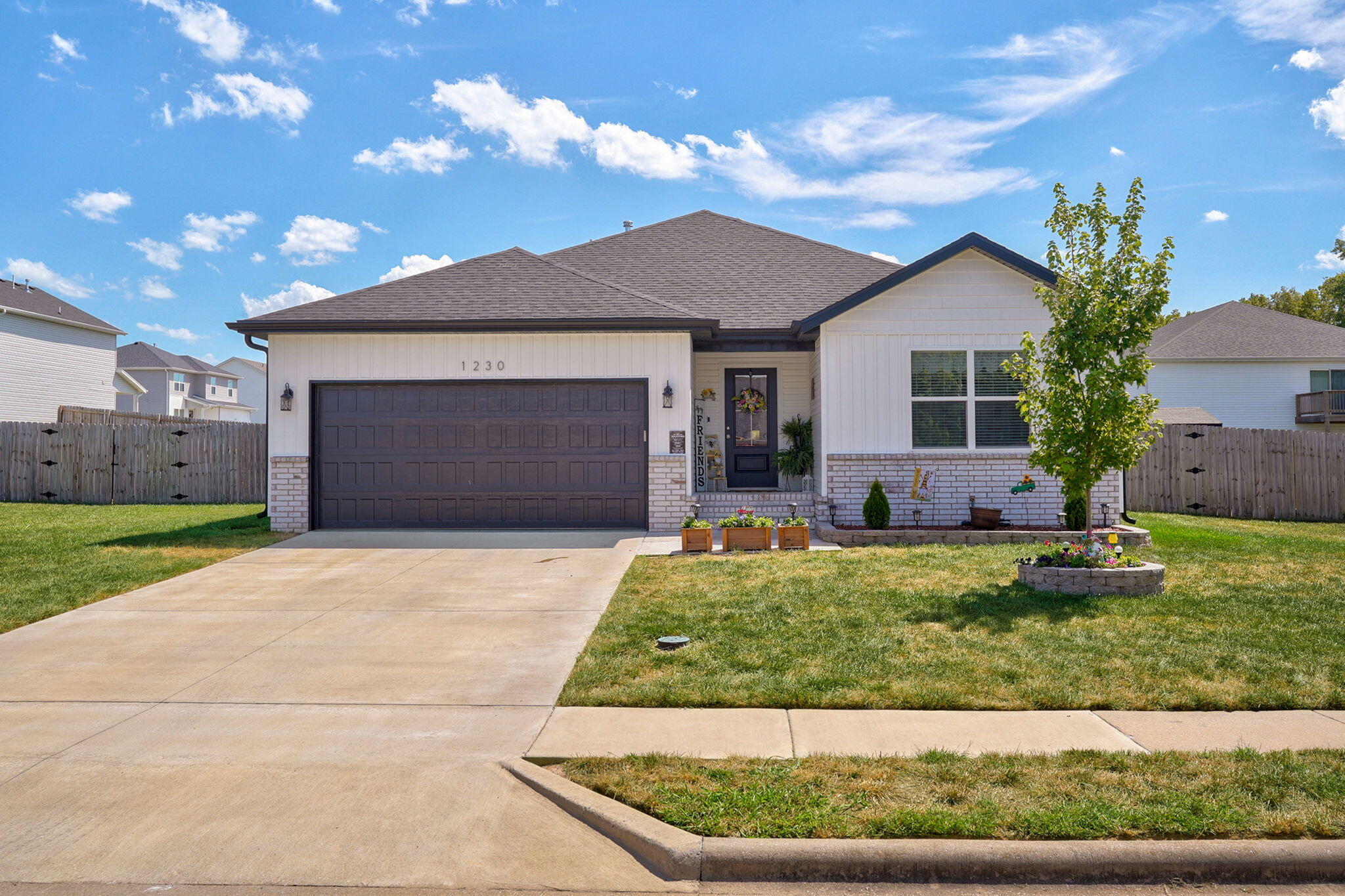 1230 W Lois Lane, Republic MO 65738