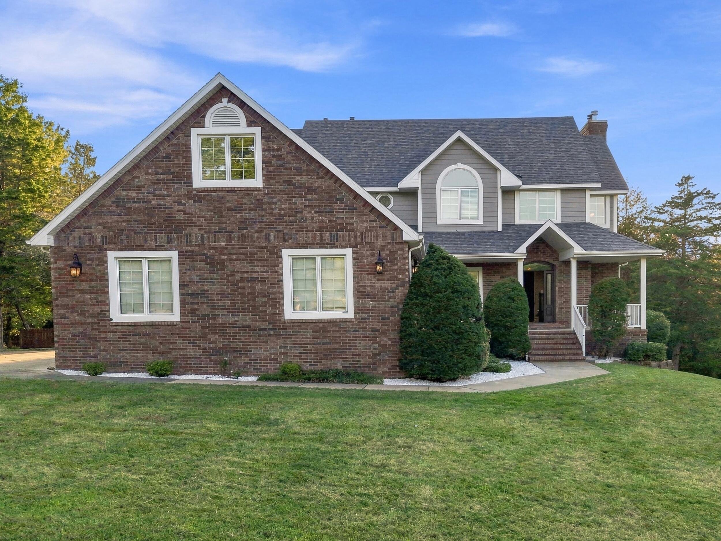 807 S Stanford Drive, Rogersville MO 65742