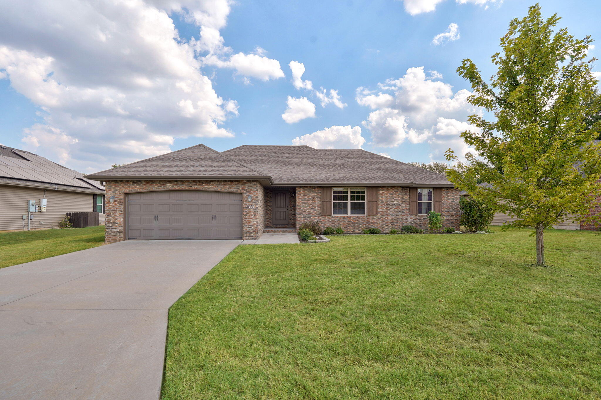 1260 S Venice Avenue, Republic MO 65738