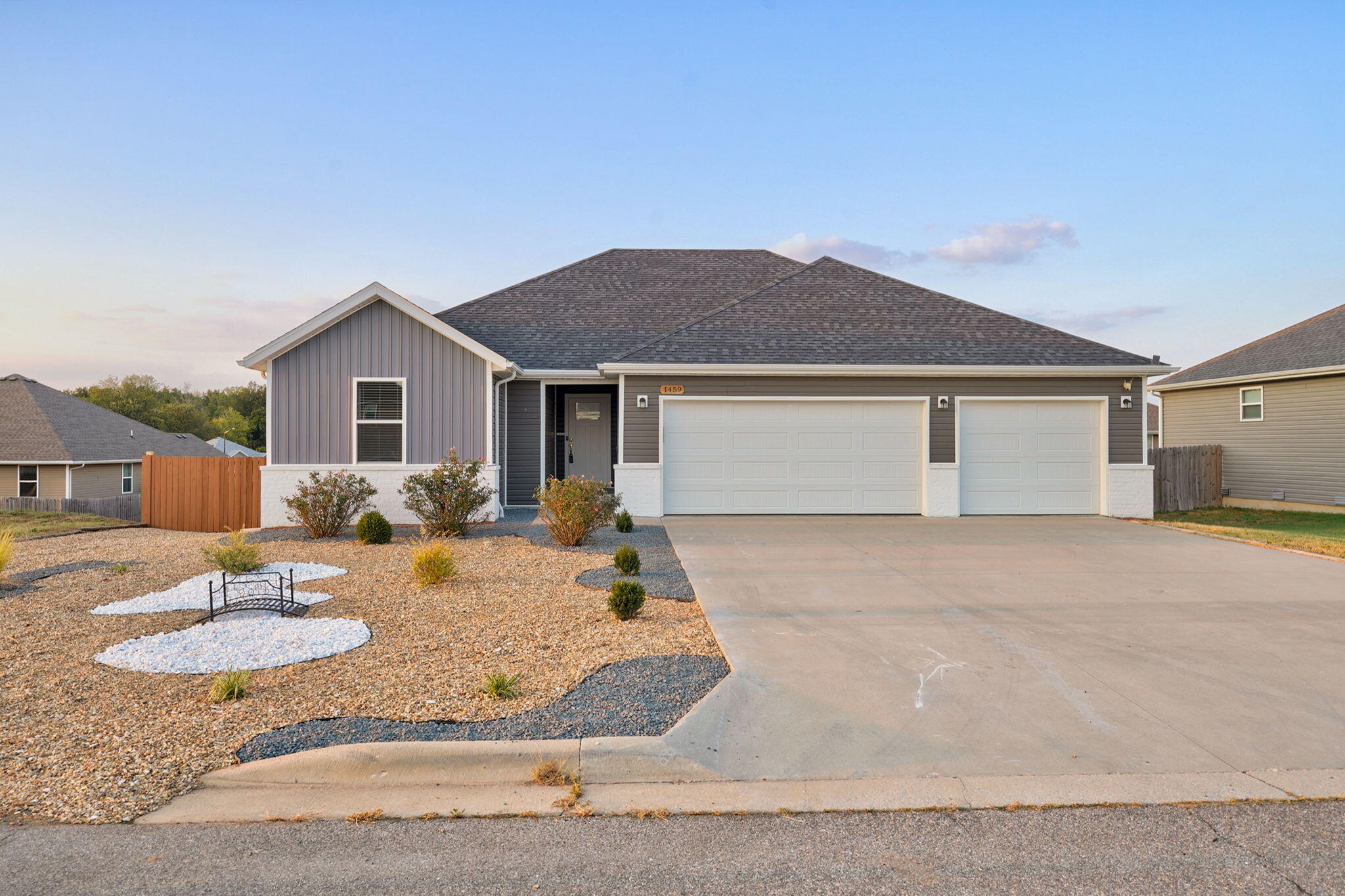 1459 E Habersham Street, Republic MO 65738