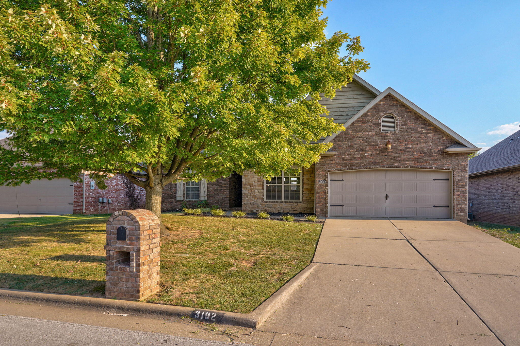 3192 W Melbourne Street, Springfield MO 65810