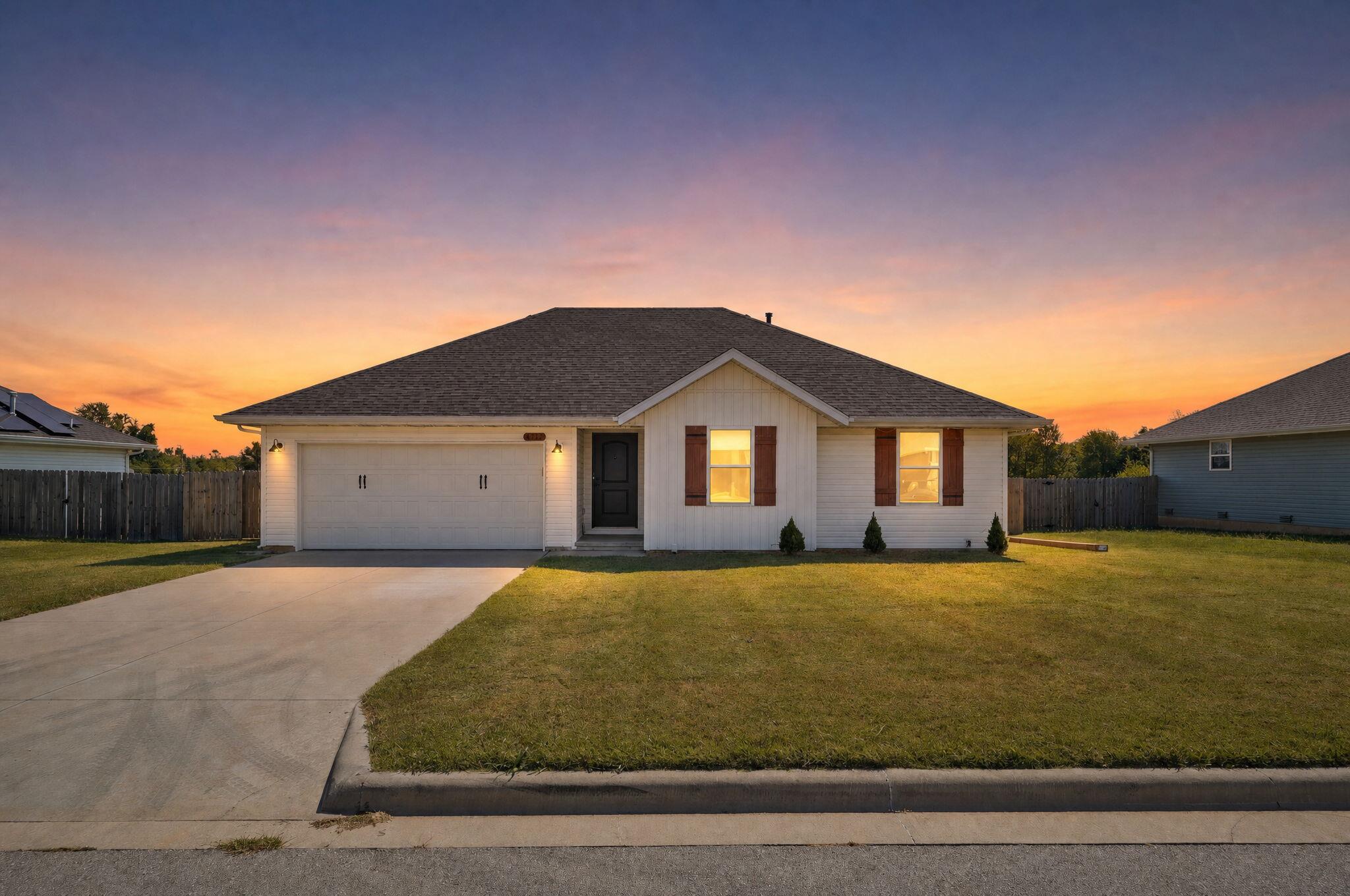 472 S Ethan Avenue, Republic MO 65738
