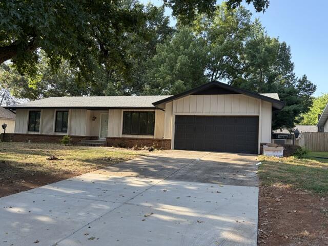 1754 E Cardinal Street, Springfield MO 65804