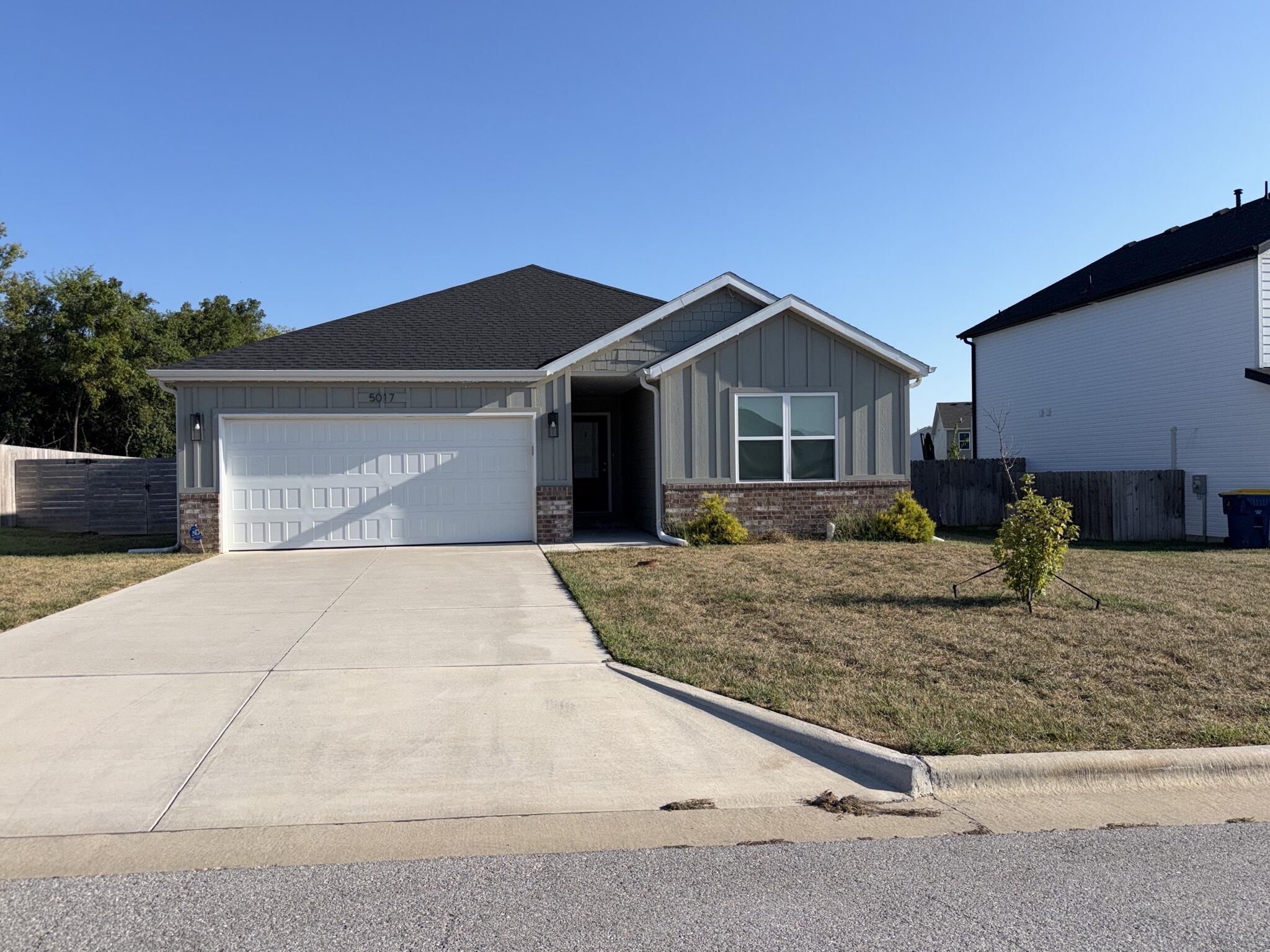 5017 W Cozy Court, Springfield MO 65802