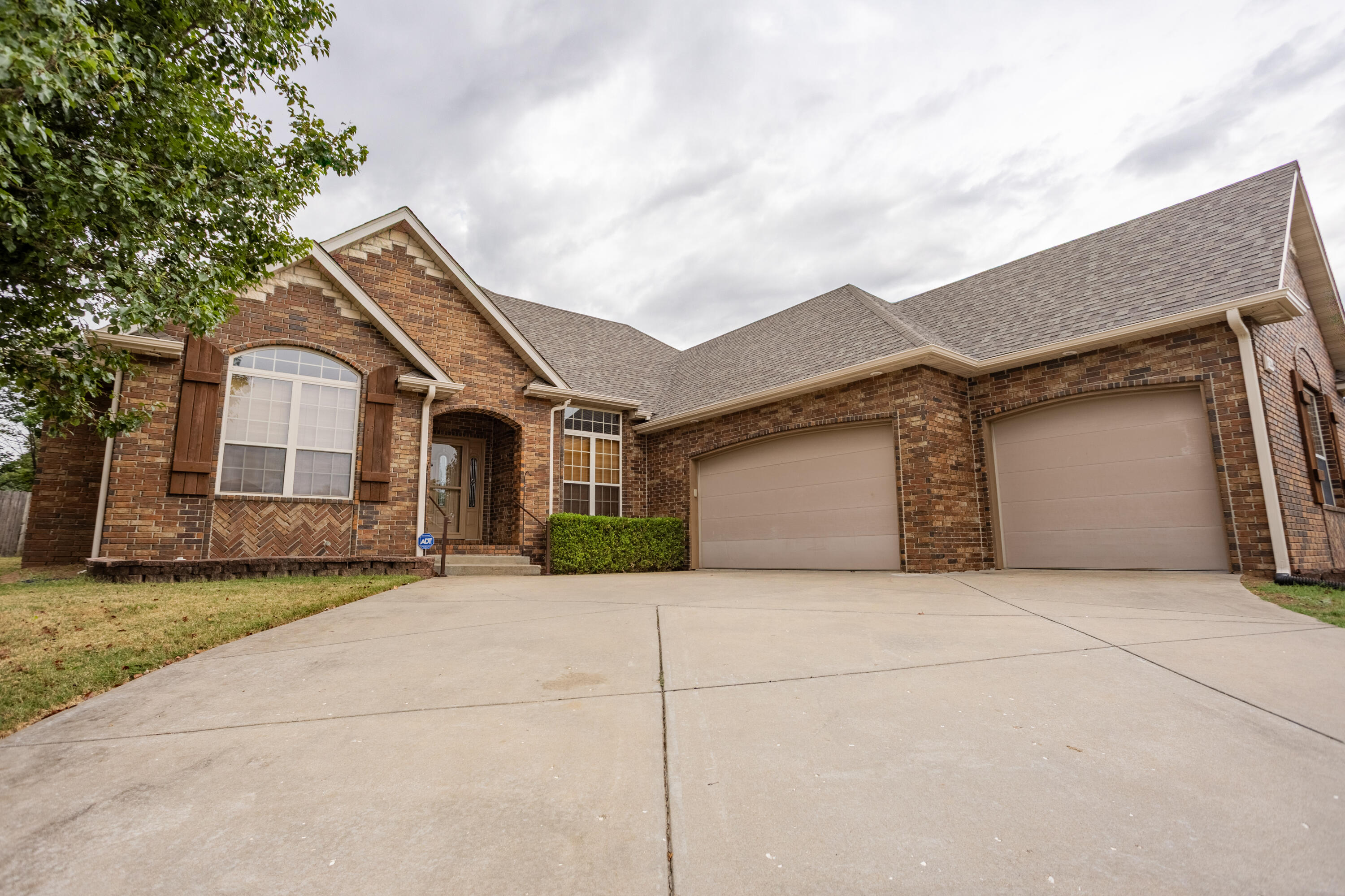 1284 Evington Court, Springfield MO 65803