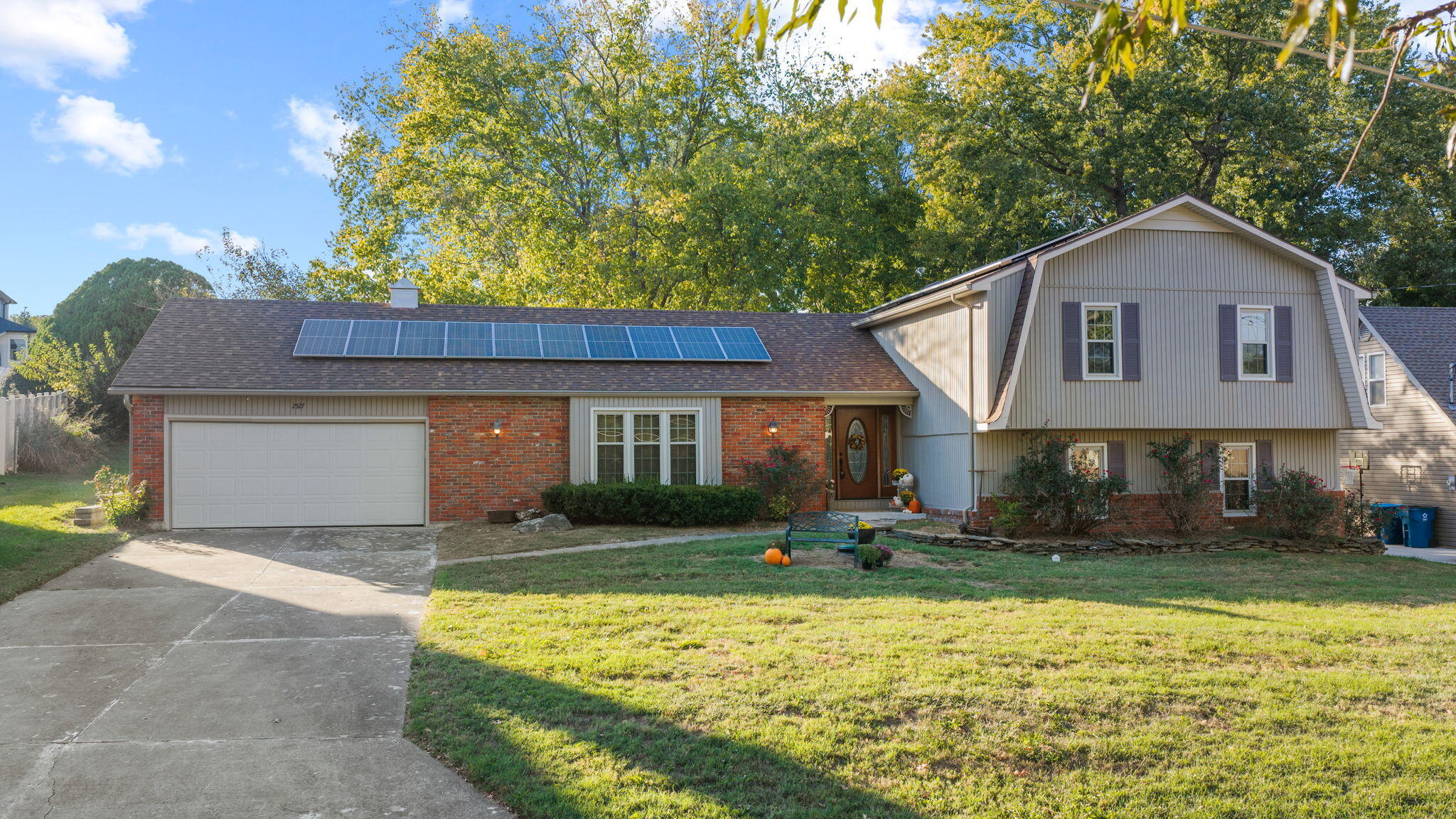 2527 S Camber Avenue, Springfield MO 65809