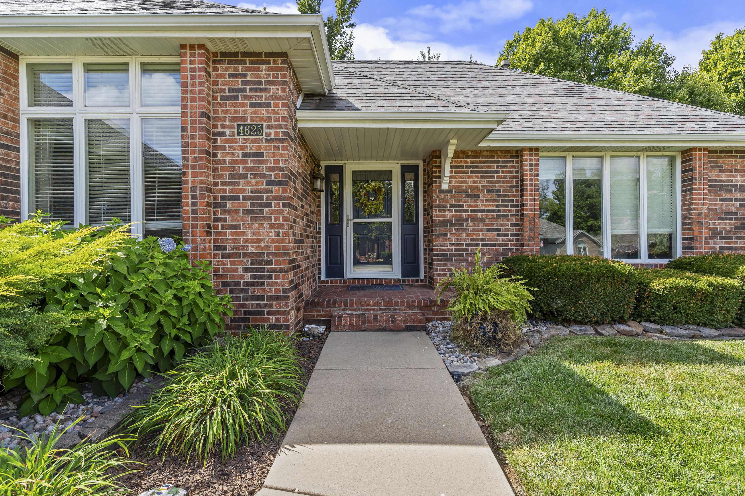 4625 S Turnberry Avenue, Springfield MO 65810