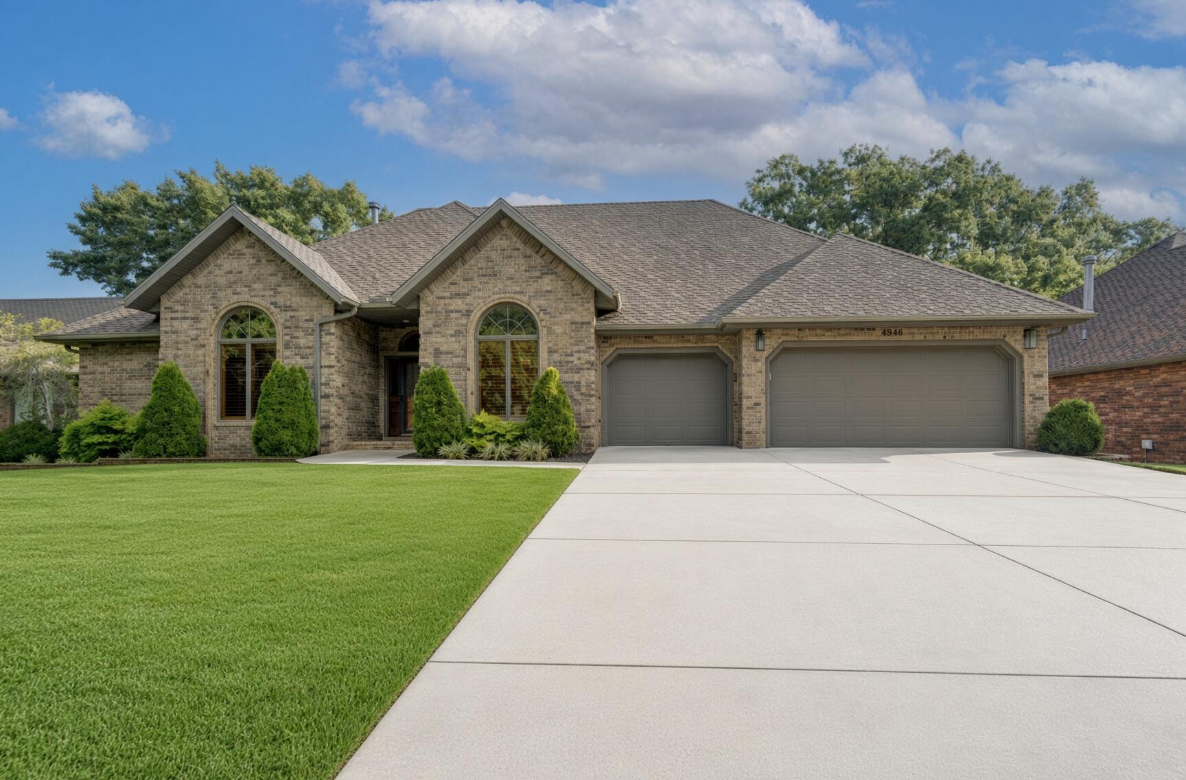 4946 S Bellhurst Avenue, Springfield MO 65804