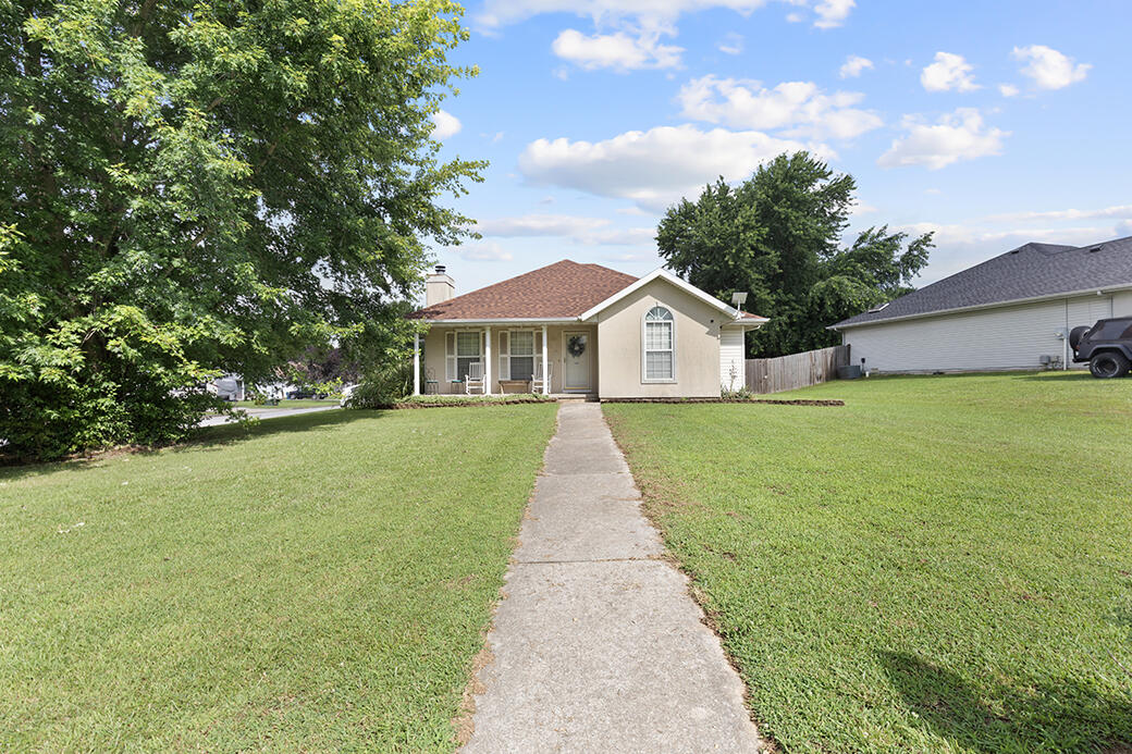 705 S Whippoorwill Drive, Strafford MO 65757