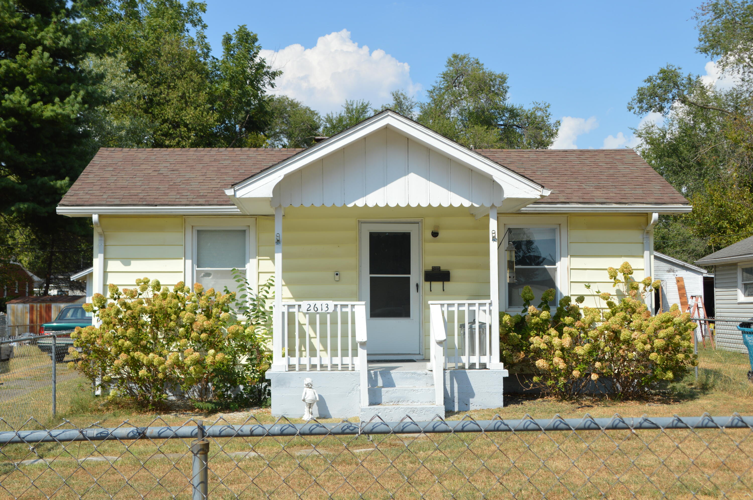 2613 W Lombard Street, Springfield MO 65802
