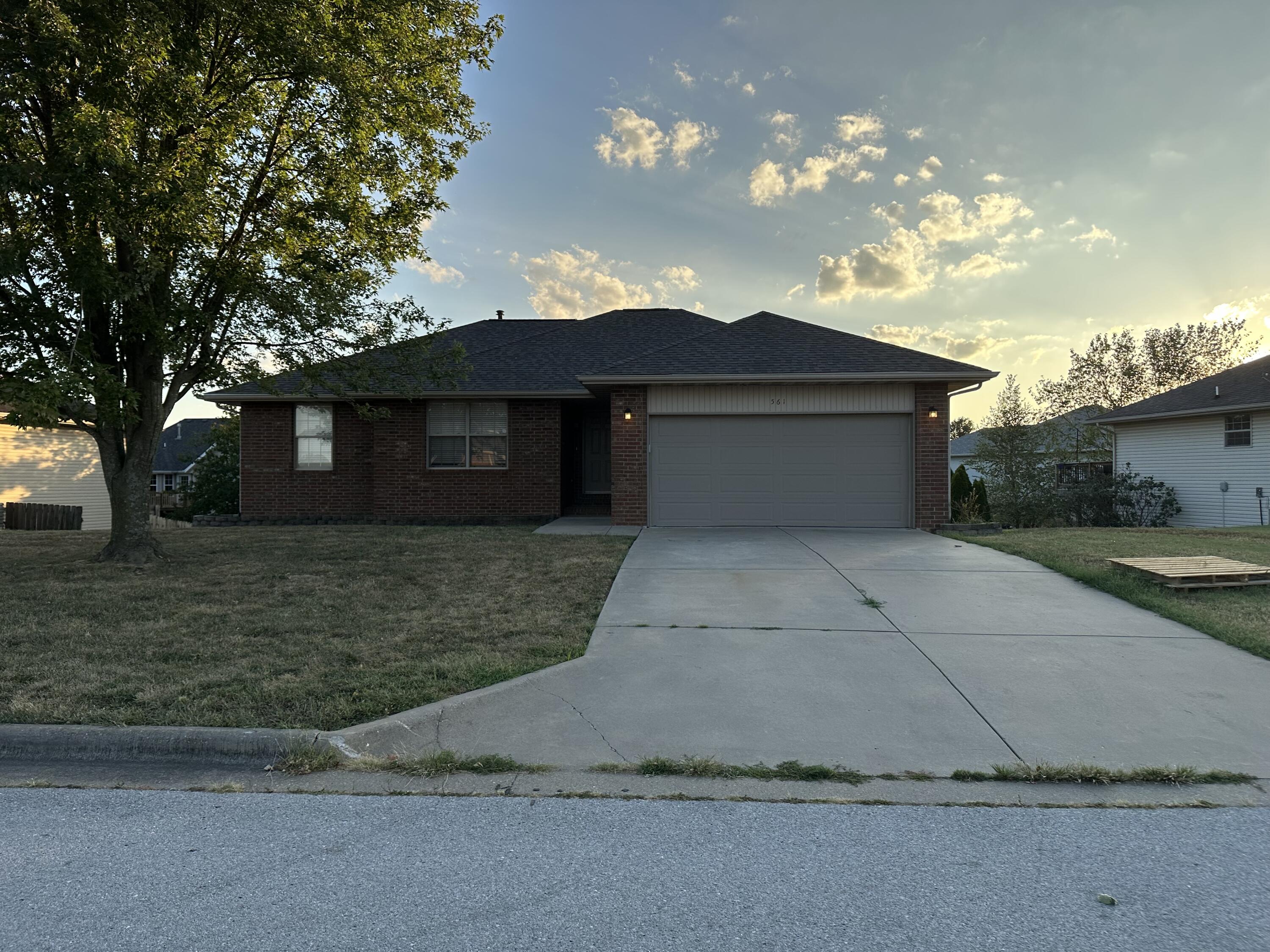 561 N Jester Avenue, Republic MO 65738