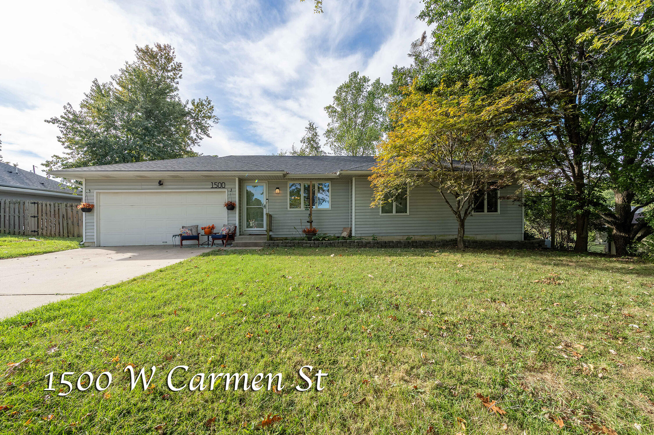 1500 W Carmen Street, Ozark MO 65721