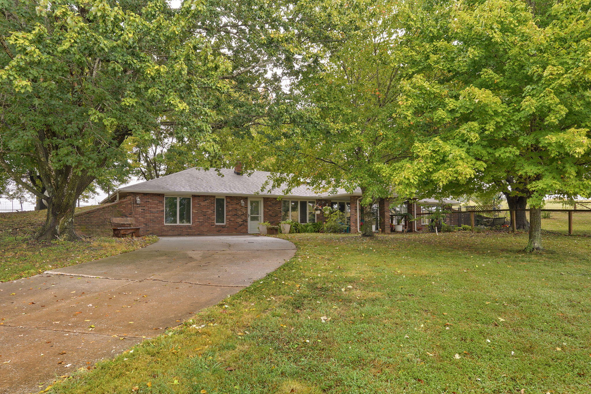 615 Crabapple Road, Ozark MO 65721