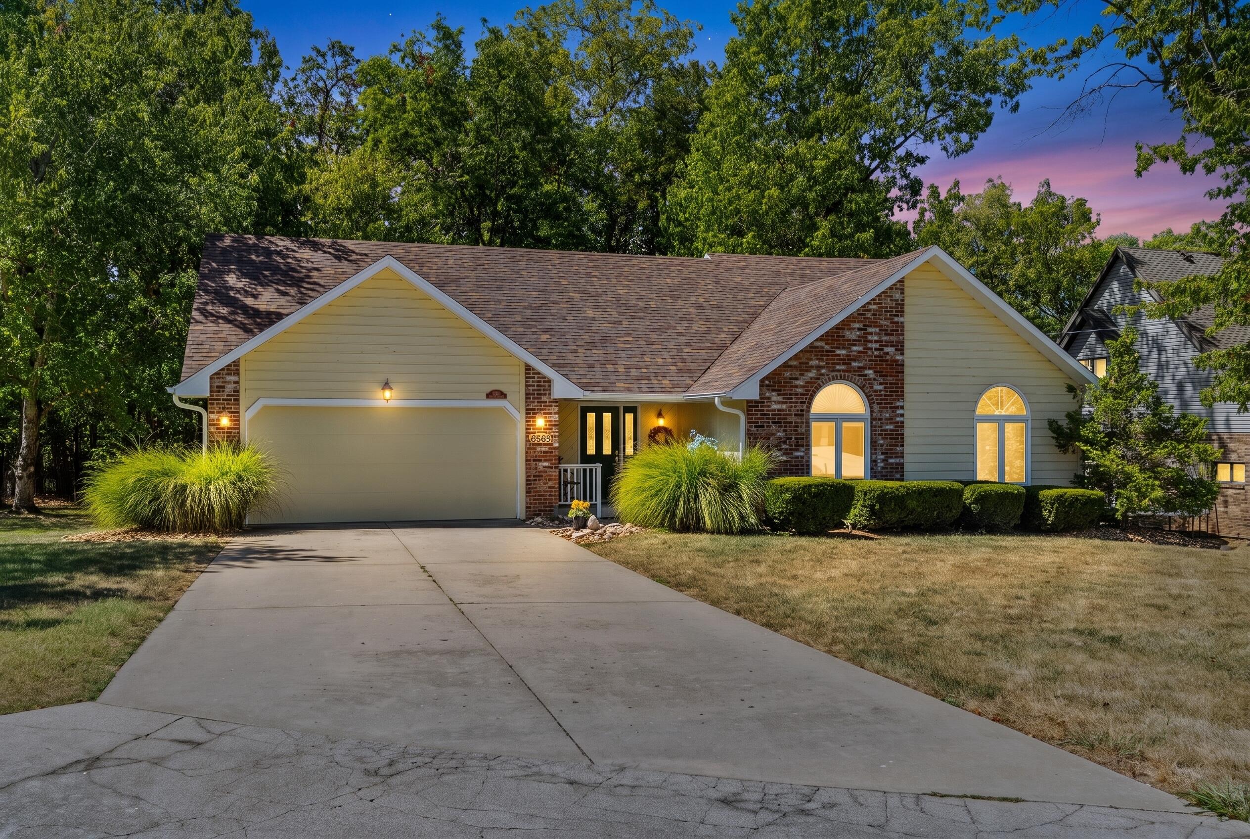 3865 N Williams Court, Springfield MO 65803