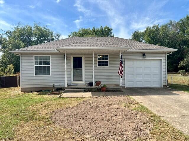 1121 S Colgate Avenue, Springfield MO 65802