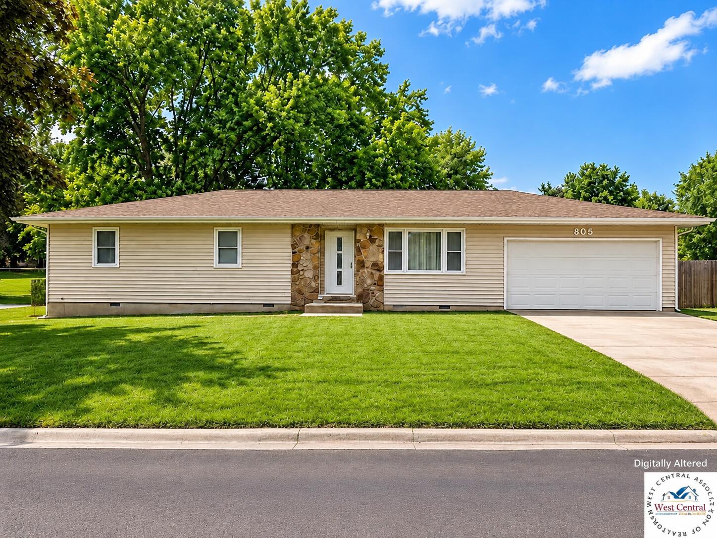 805 N 12th Street, Ozark MO 65721
