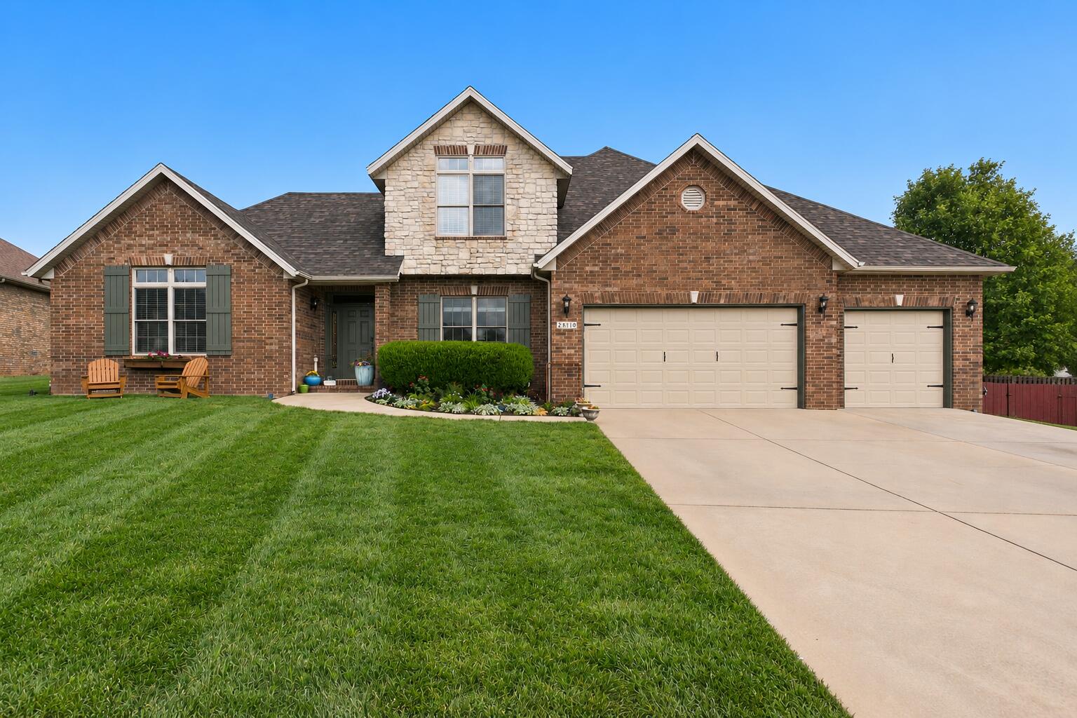 2810 N 24th Street, Ozark MO 65721