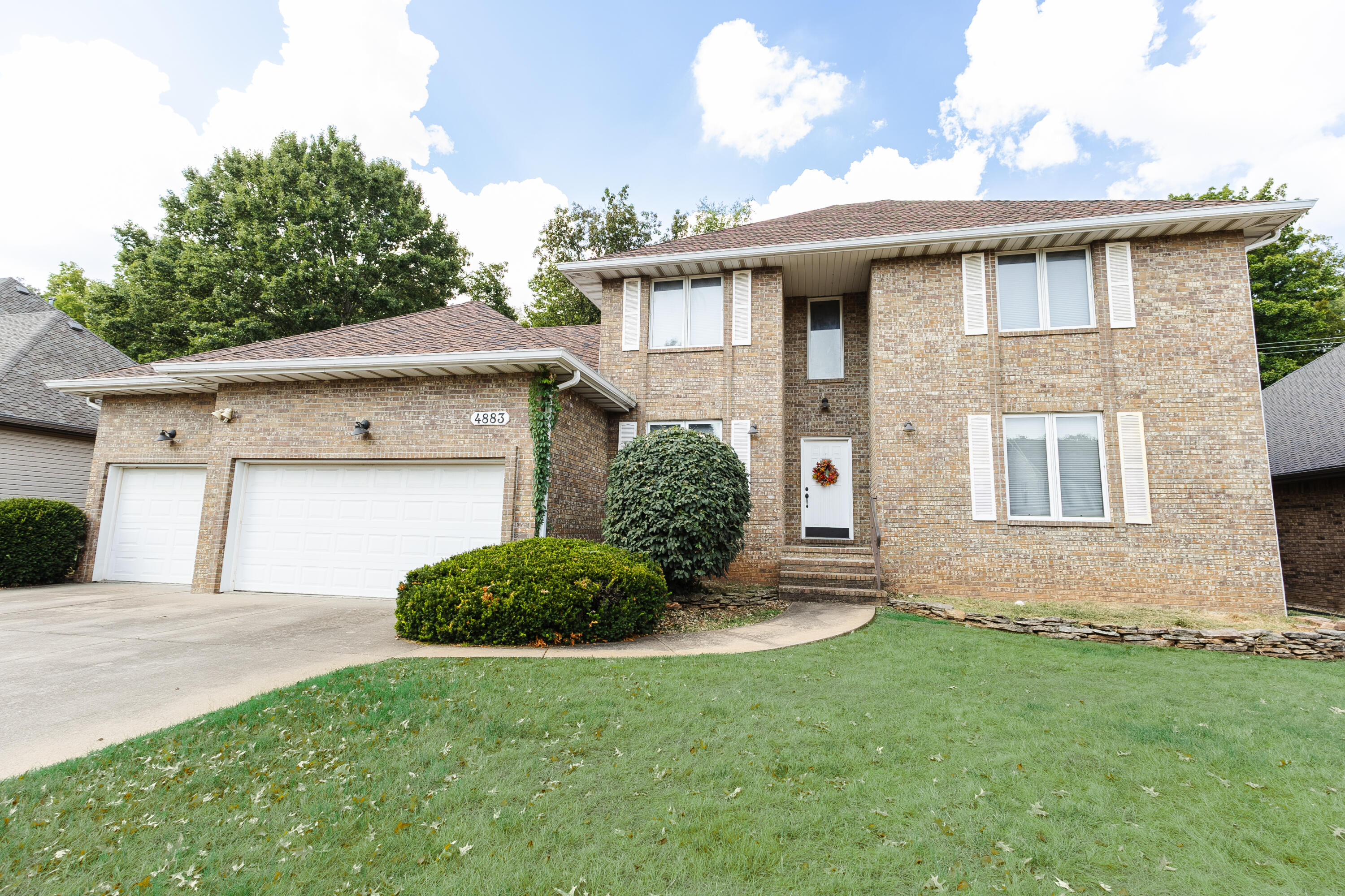 4883 S Buckingham Lane, Springfield MO 65810