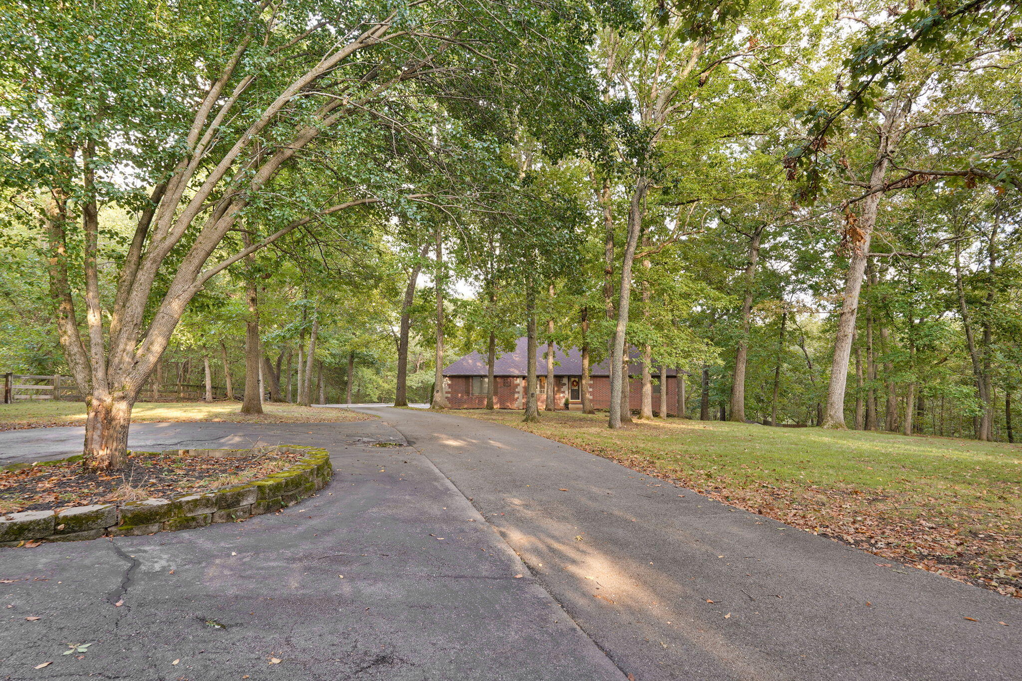 2412 W Azalea Road, Nixa MO 65714