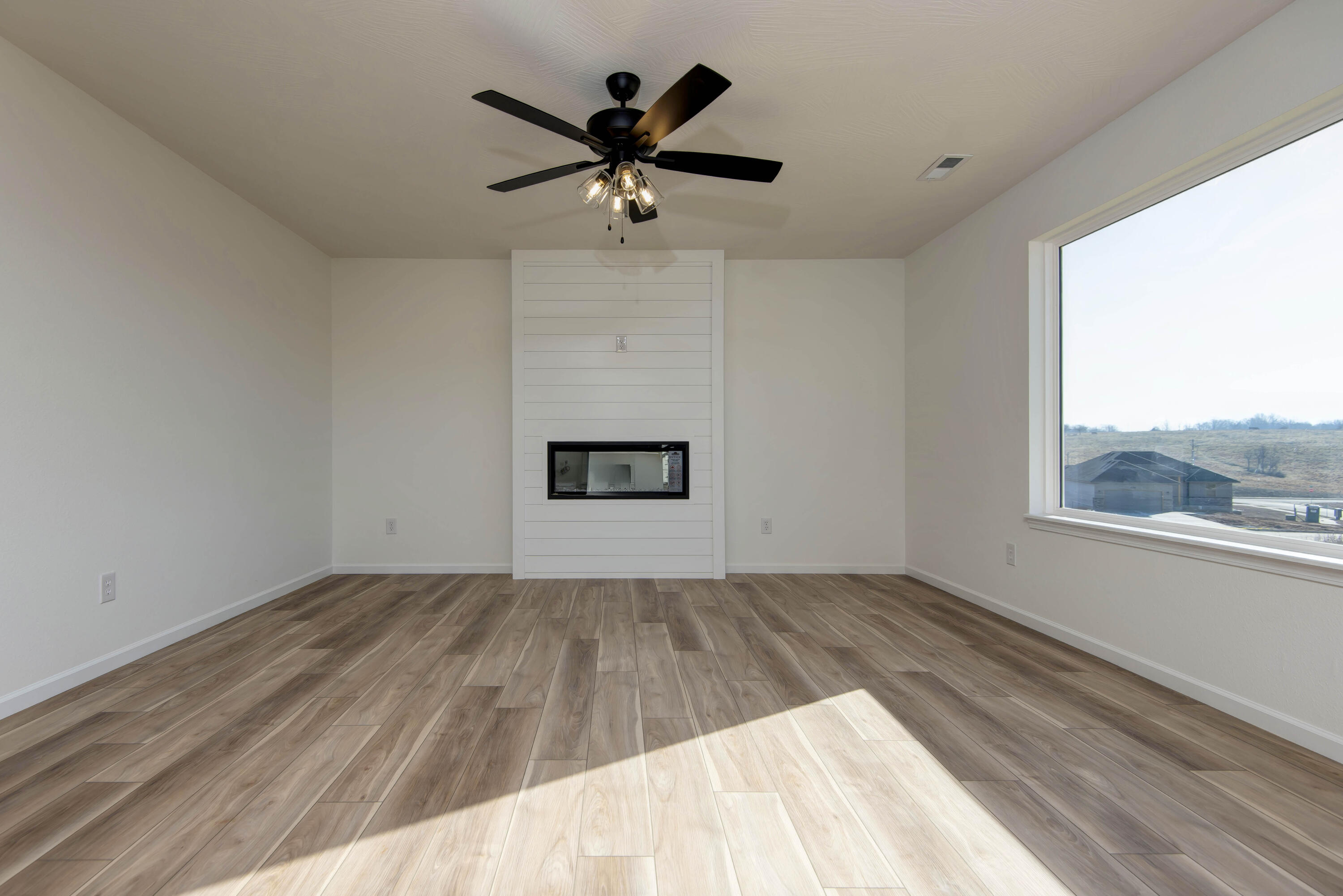 5225 W Josh Street, Springfield MO 65802
