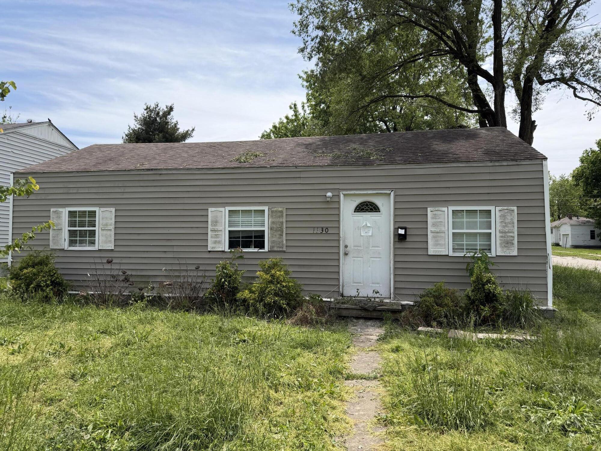 1330 W Thoman Street, Springfield MO 65803