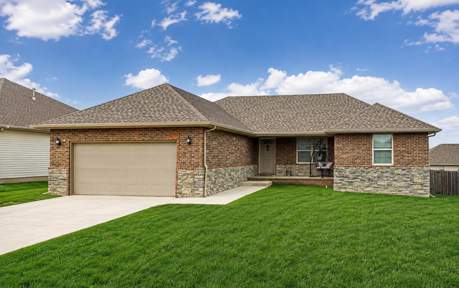 5017 W Skyler Drive, Springfield MO 65802