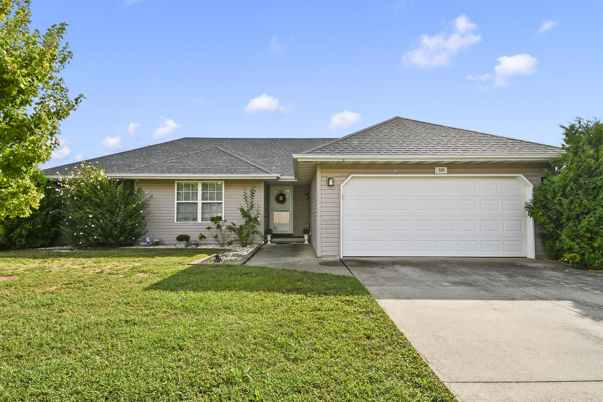 526 N Taylor Drive, Republic MO 65738