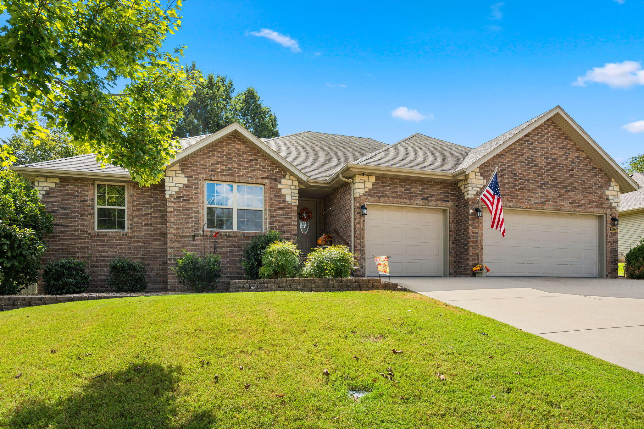 3852 W Village Terrace, Springfield MO 65810